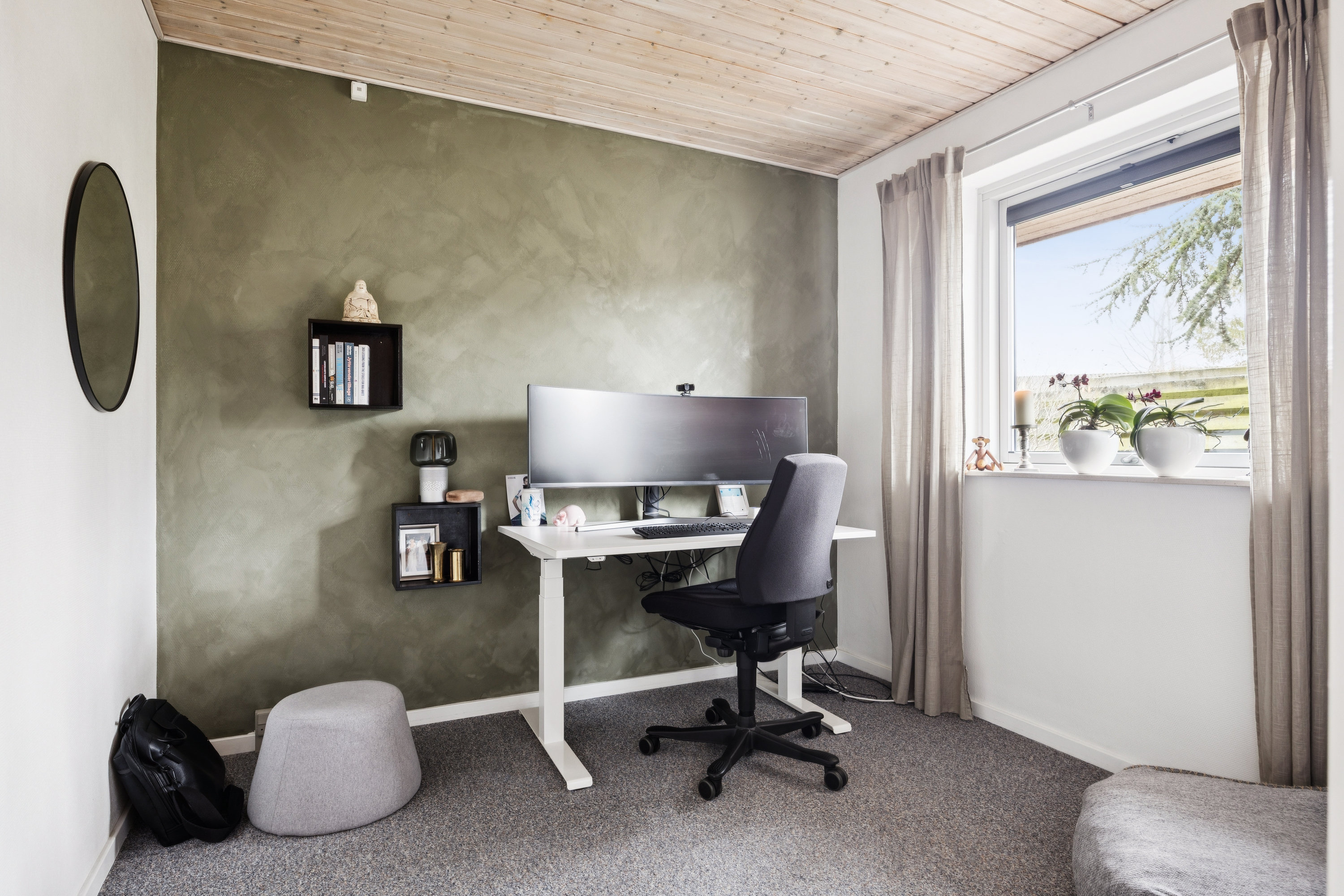 Fremhævet værelse billede i fuldskærmstilstand. Billede af Åbuen 17, 2690 Karlslunde