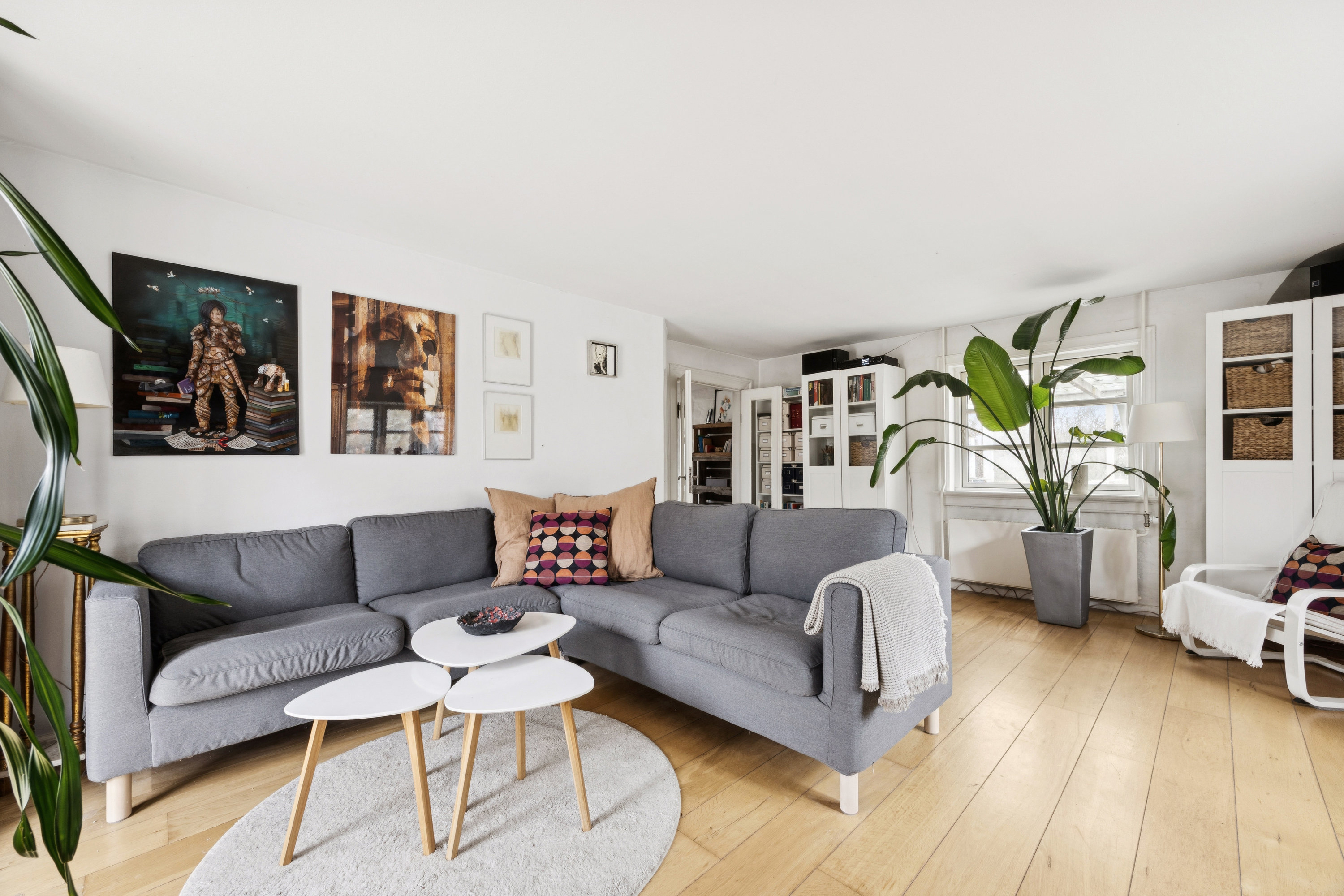 Fremhævet stue billede i fuldskærmstilstand. Billede af Hundigevænget 13, 2670 Greve