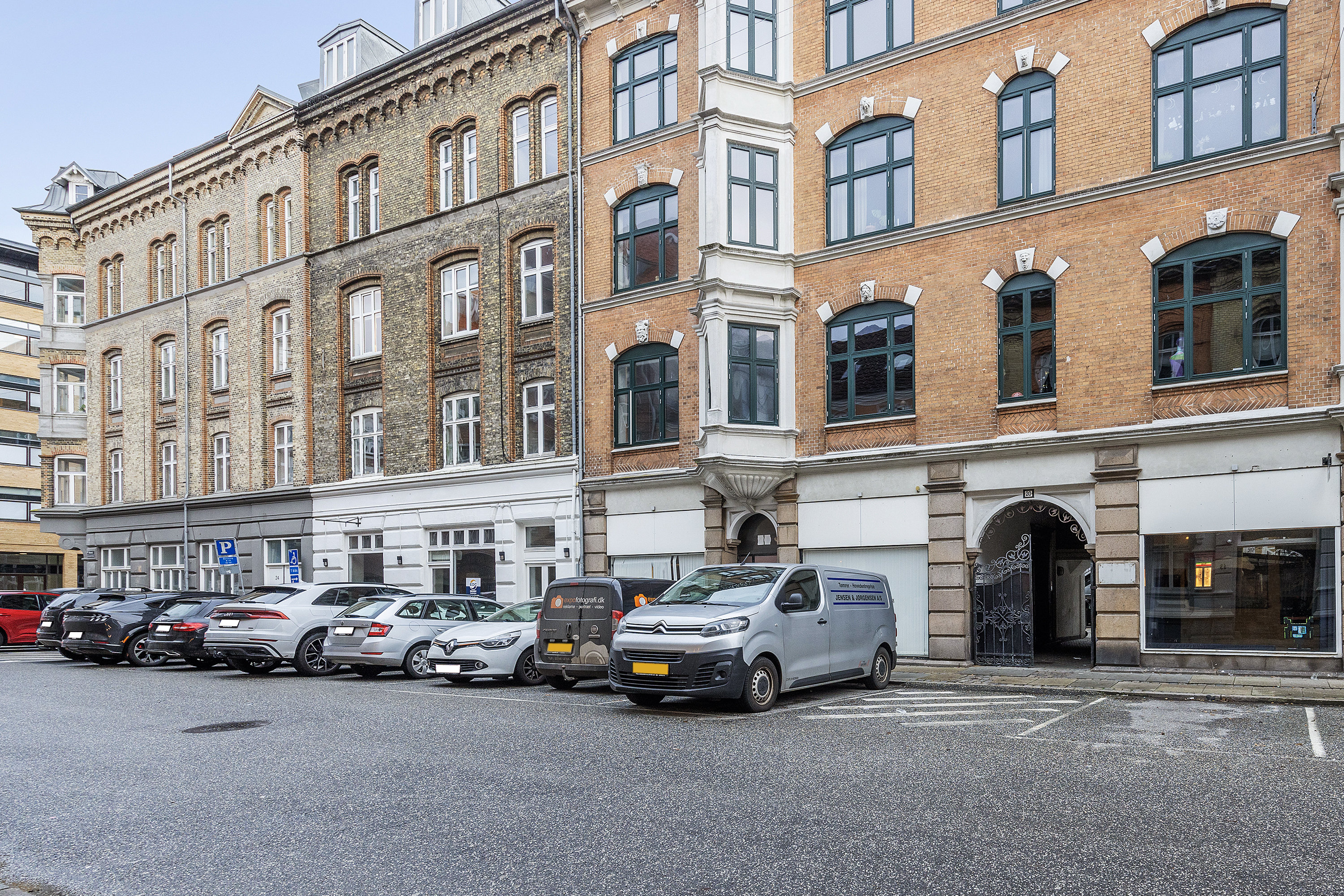 Fremhævet ejendommen billede i fuldskærmstilstand. Billede af Vesterå 22, 2., 9000 Aalborg