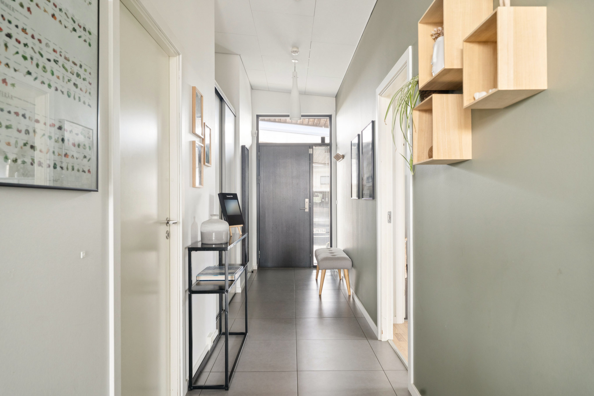 Fremhævet gang billede i fuldskærmstilstand. Billede af Carl Nielsens Vej 2, 8920 Randers NV