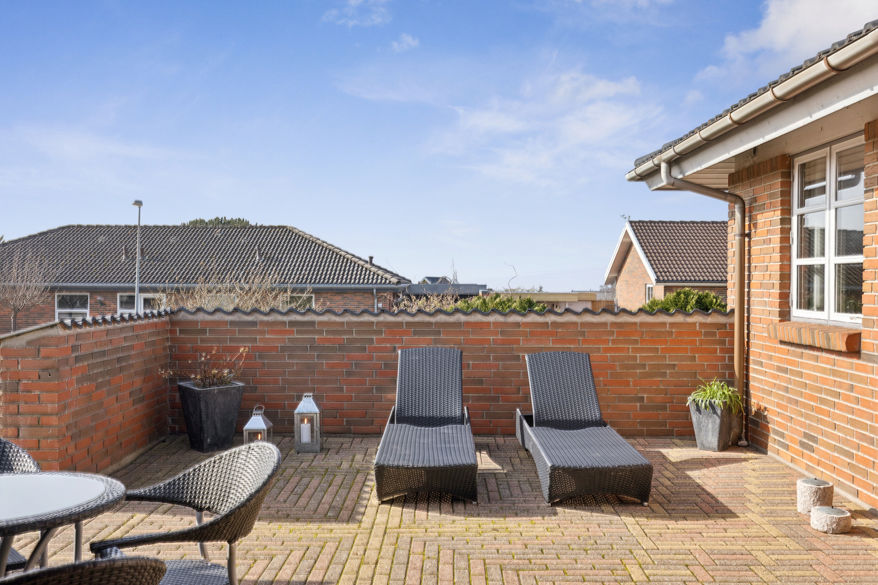 Fremhævet terrasse billede i fuldskærmstilstand. Billede af Fenrisvænget 2, 5610 Assens