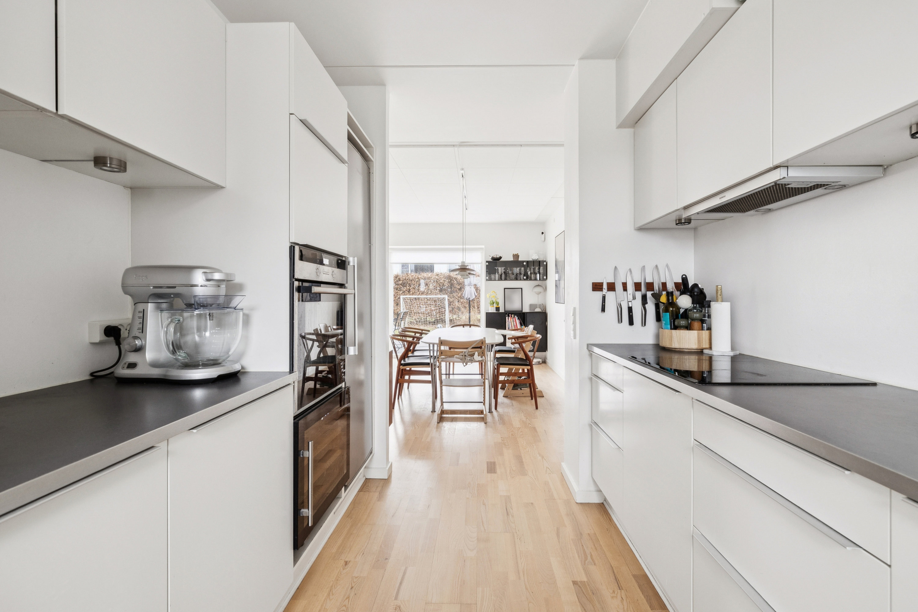 Fremhævet køkken billede i fuldskærmstilstand. Billede af Prins Christians Vænge 165, Skanderborg Bakker, 8660 Skanderborg