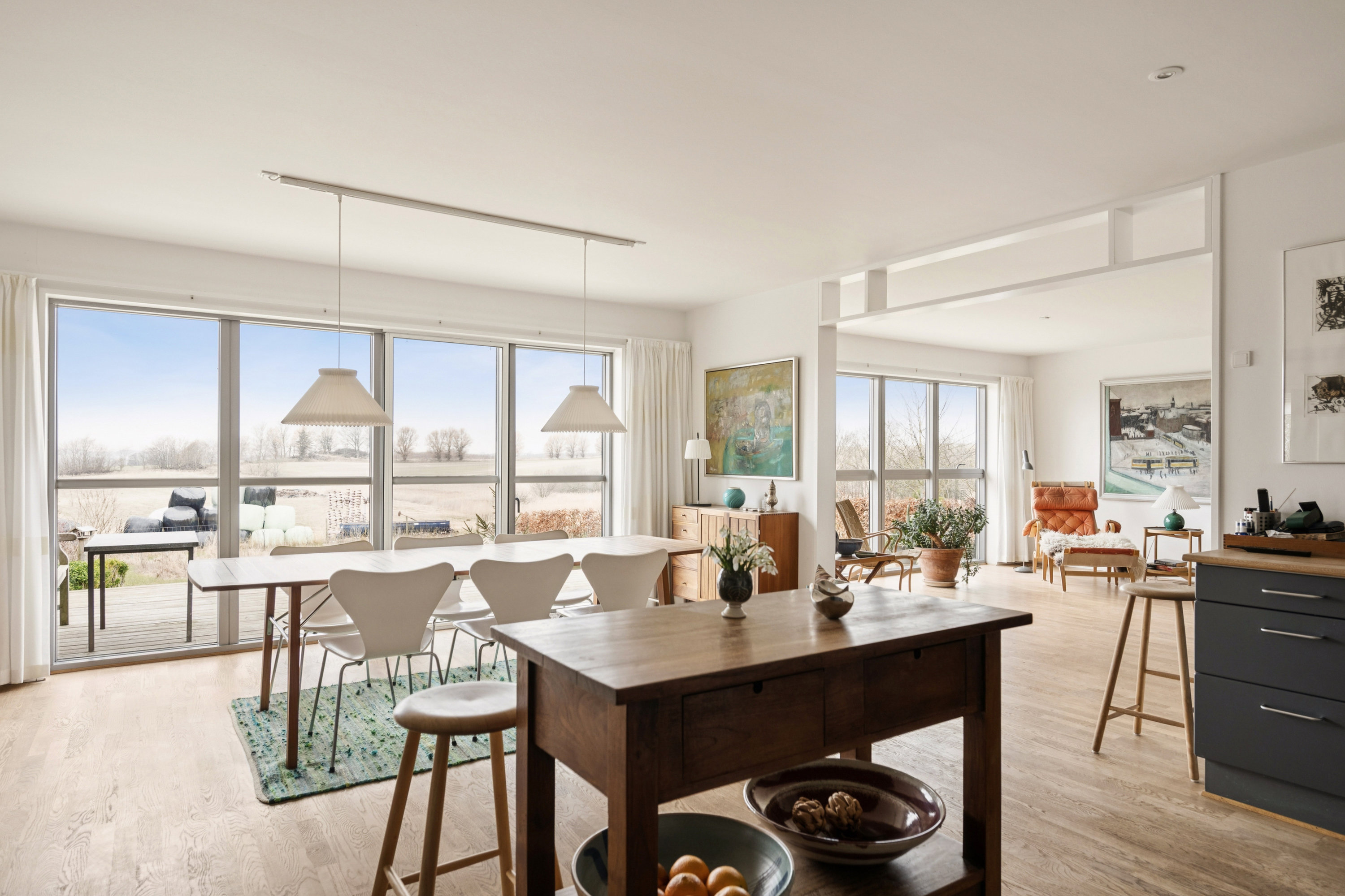 Fremhævet spisestue billede i fuldskærmstilstand. Billede af Lindhøjvej 10, Begtrup, 8420 Knebel