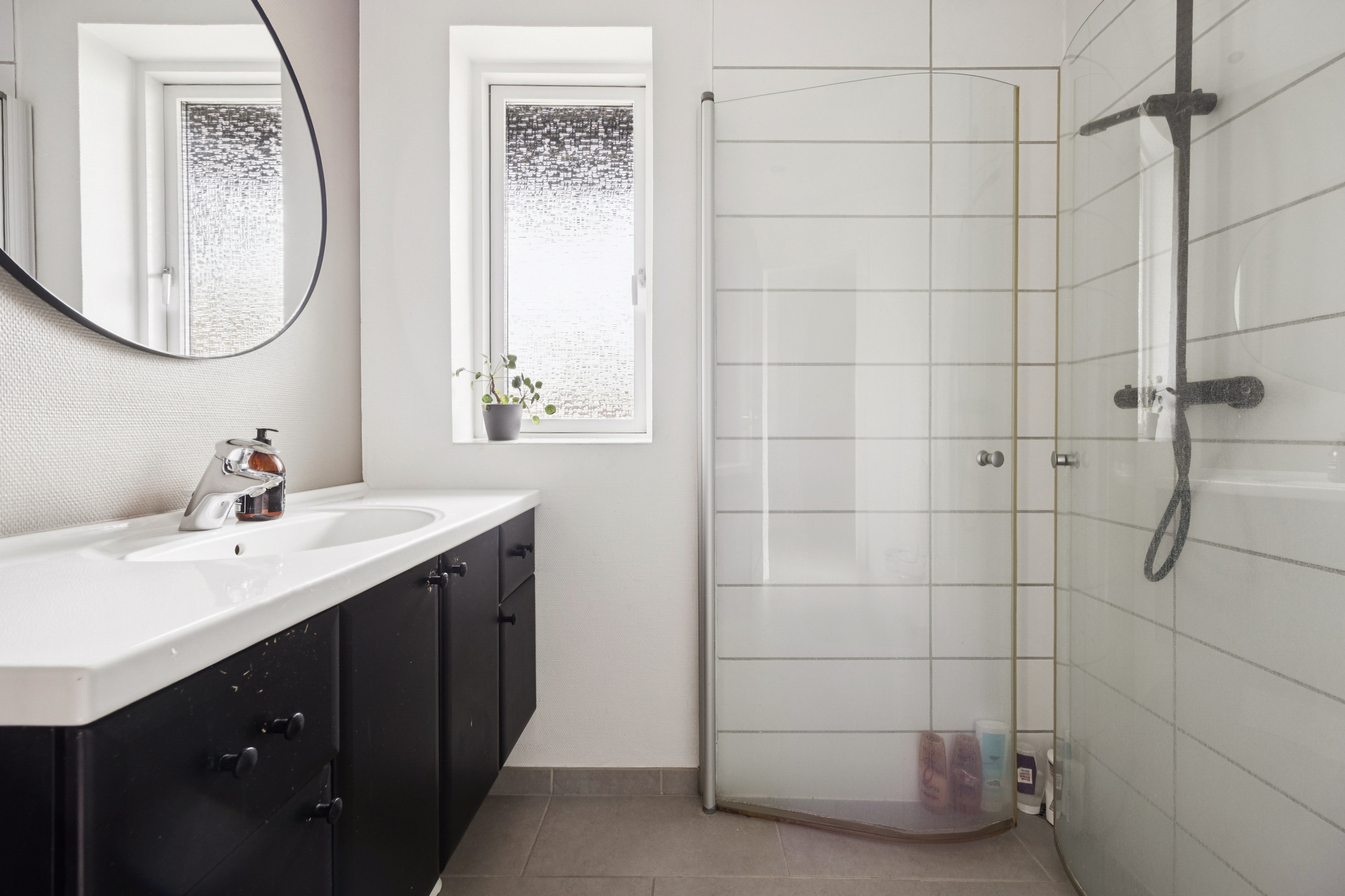 Fremhævet badeværelse billede i fuldskærmstilstand. Billede af Allerupvej 46, Allerup, 9320 Hjallerup