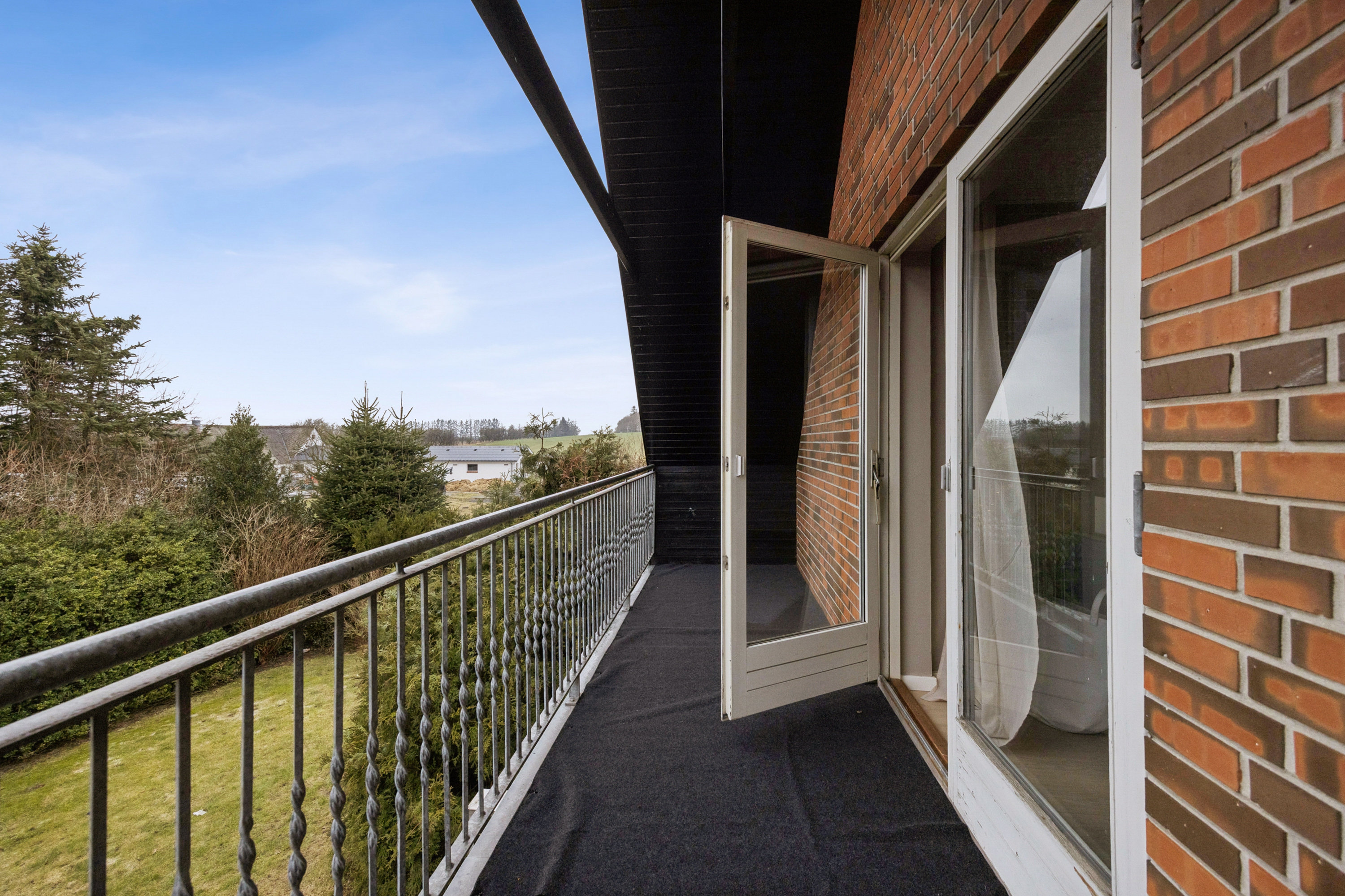 Fremhævet altan billede i fuldskærmstilstand. Billede af Allerupvej 46, Allerup, 9320 Hjallerup