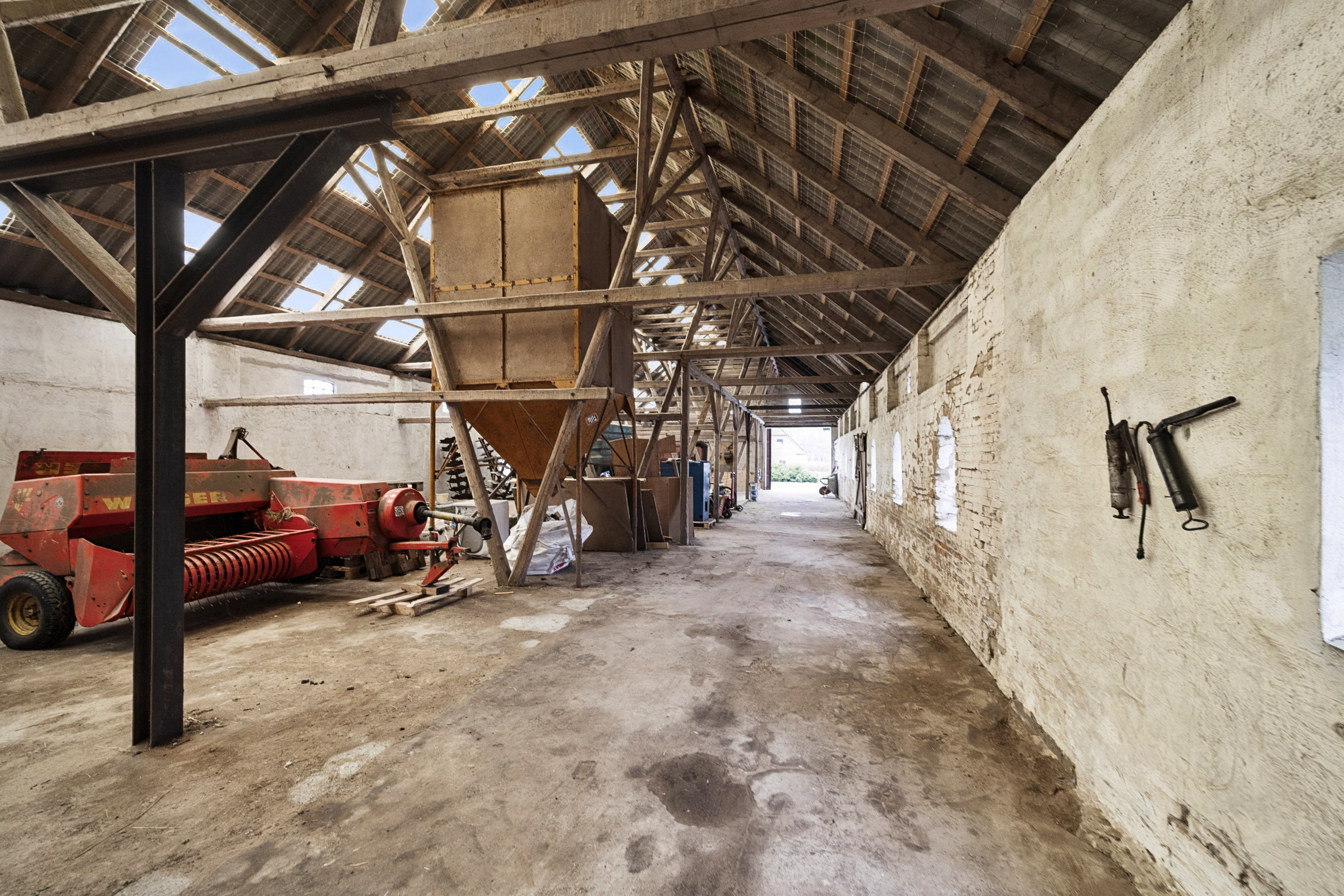 Fremhævet stald billede i fuldskærmstilstand. Billede af Allerupvej 46, Allerup, 9320 Hjallerup