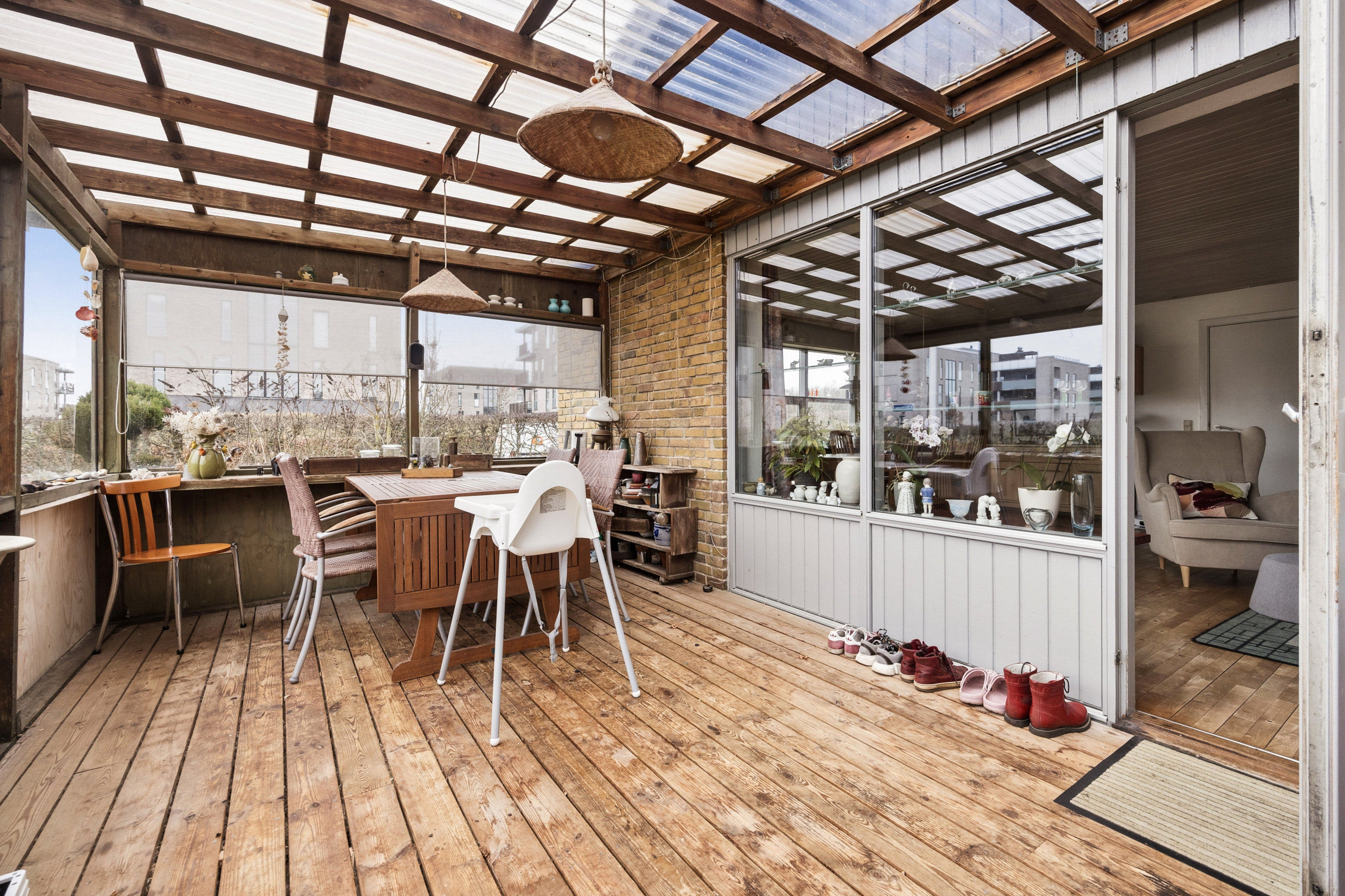 Fremhævet udestue billede i fuldskærmstilstand. Billede af Jørgen Berthelsens Vej 13, 9400 Nørresundby