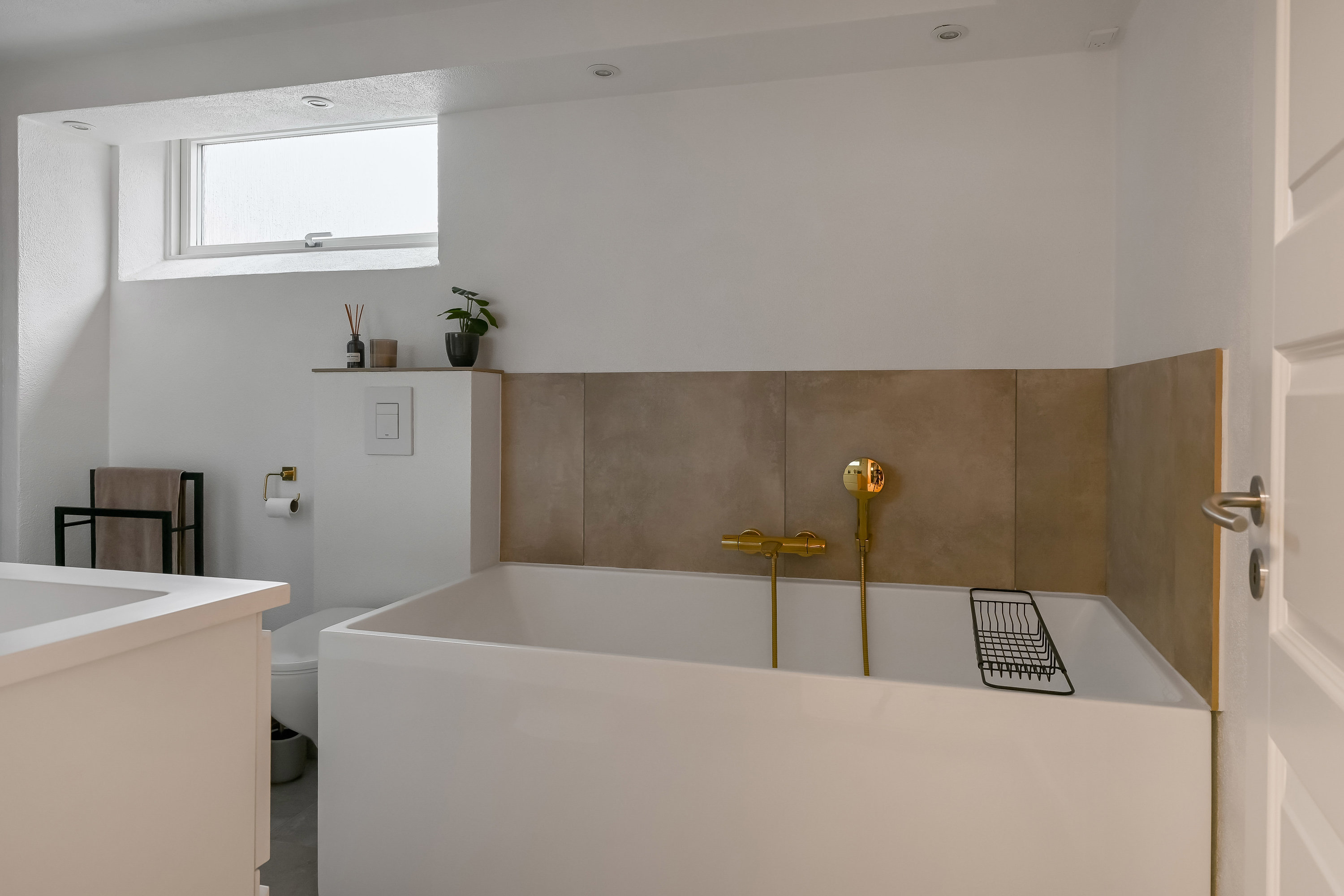 Fremhævet badeværelse billede i fuldskærmstilstand. Billede af Søndergårds Alle 10, 6700 Esbjerg