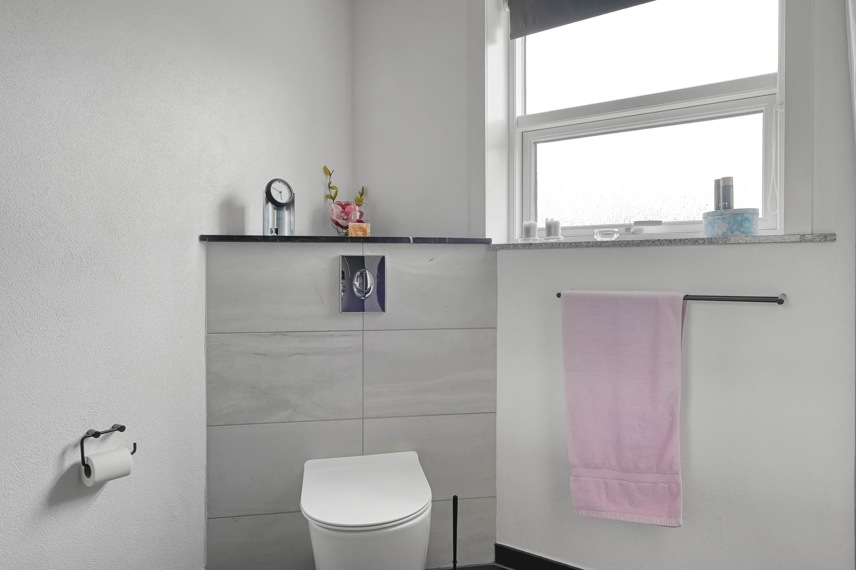 Fremhævet toilet billede i fuldskærmstilstand. Billede af Lyngvej 88, 6710 Esbjerg V