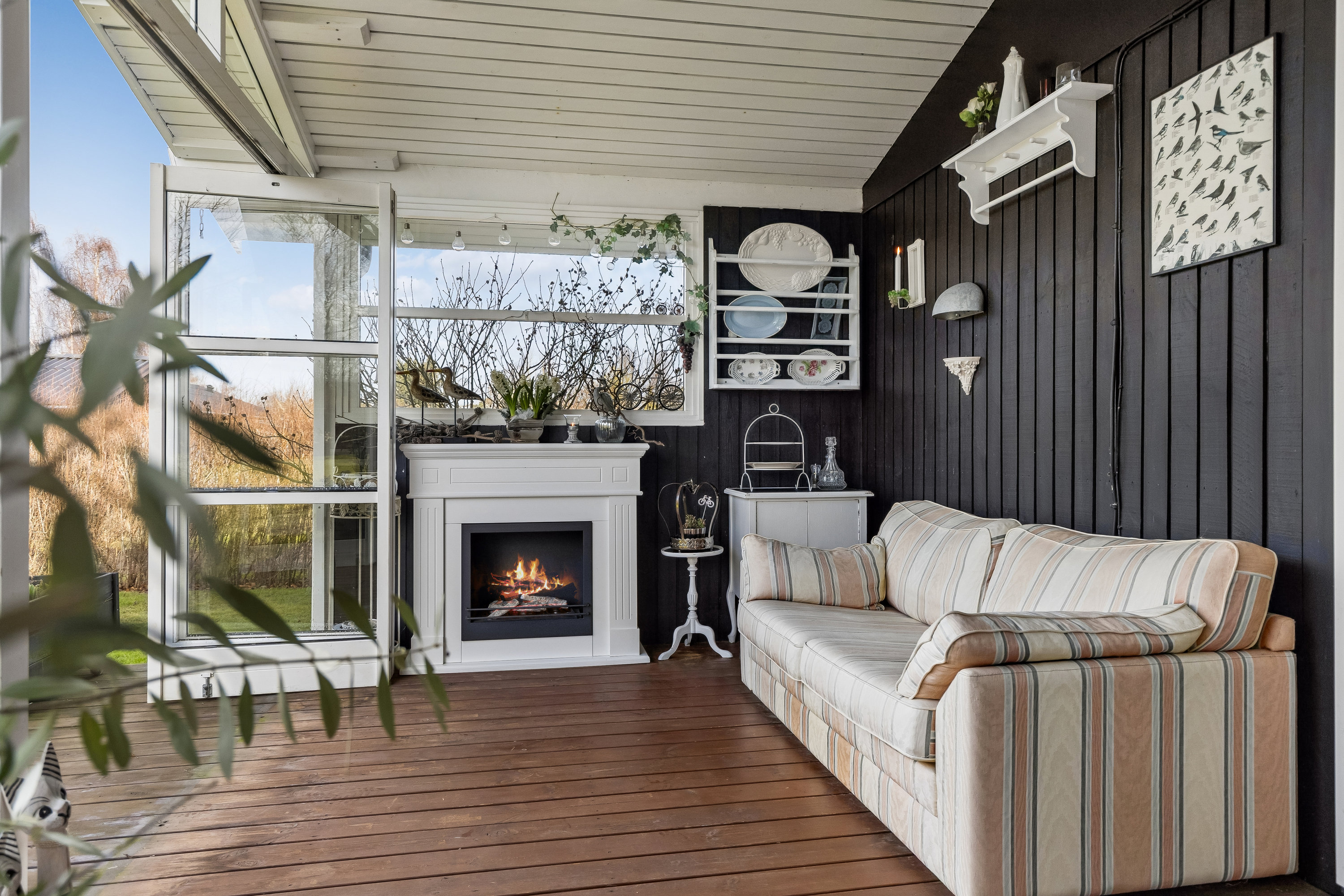 Fremhævet udestue/terrasse billede i fuldskærmstilstand. Billede af Pilebakken 13, Havnsø Str, 4591 Føllenslev