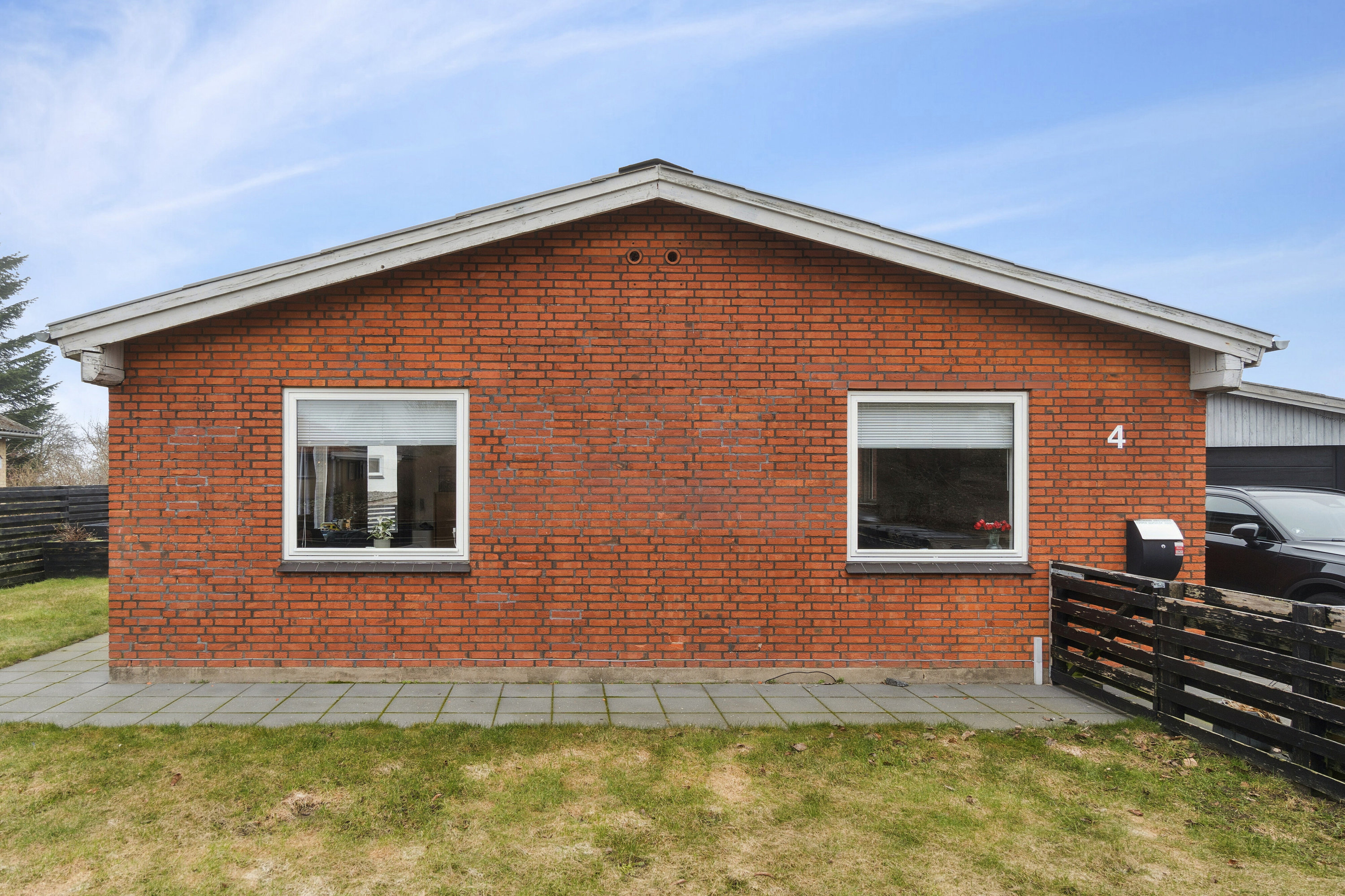 Fremhævet set fra haven billede i fuldskærmstilstand. Billede af Nylandsvej 4, 9830 Tårs