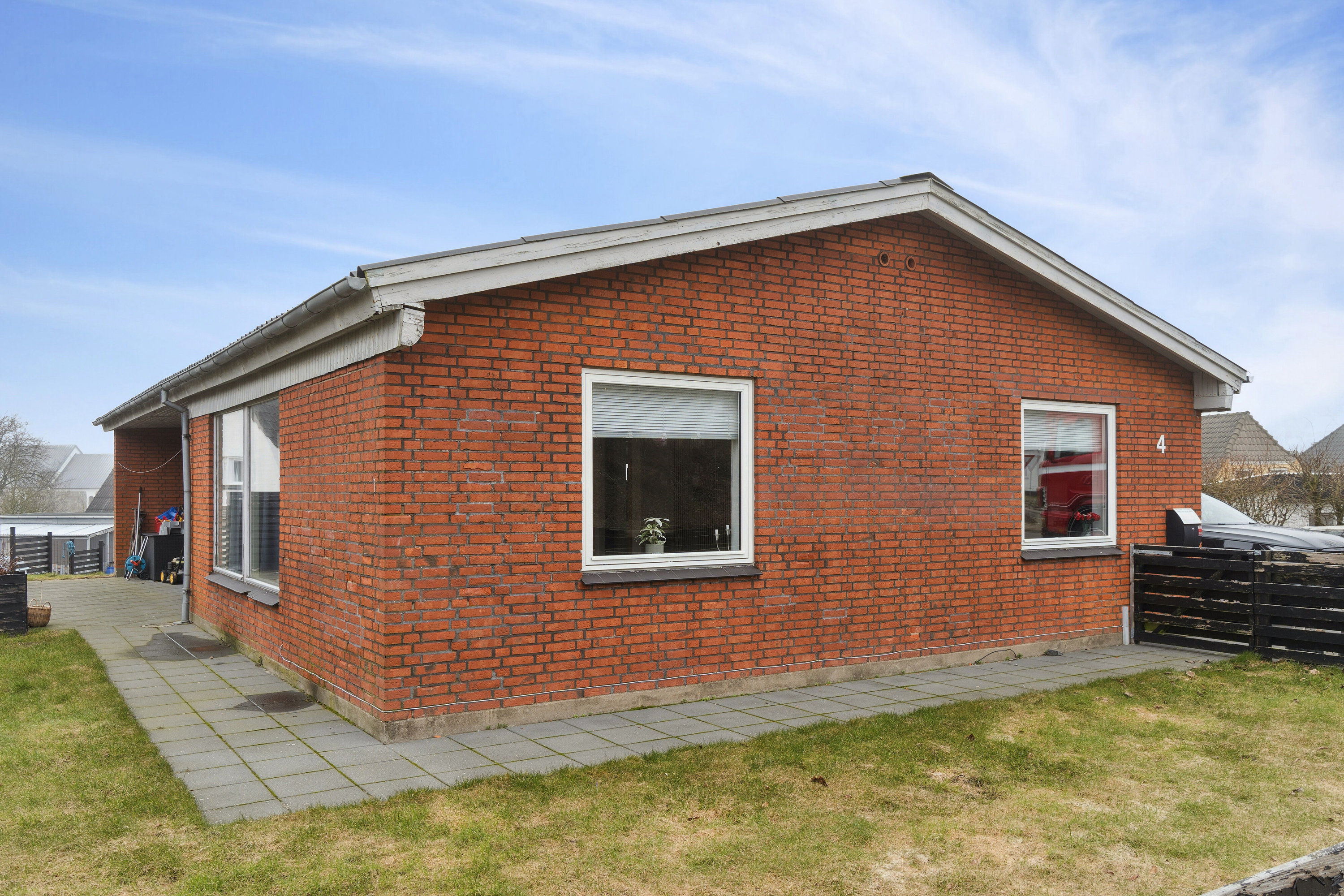 Fremhævet set fra haven billede i fuldskærmstilstand. Billede af Nylandsvej 4, 9830 Tårs