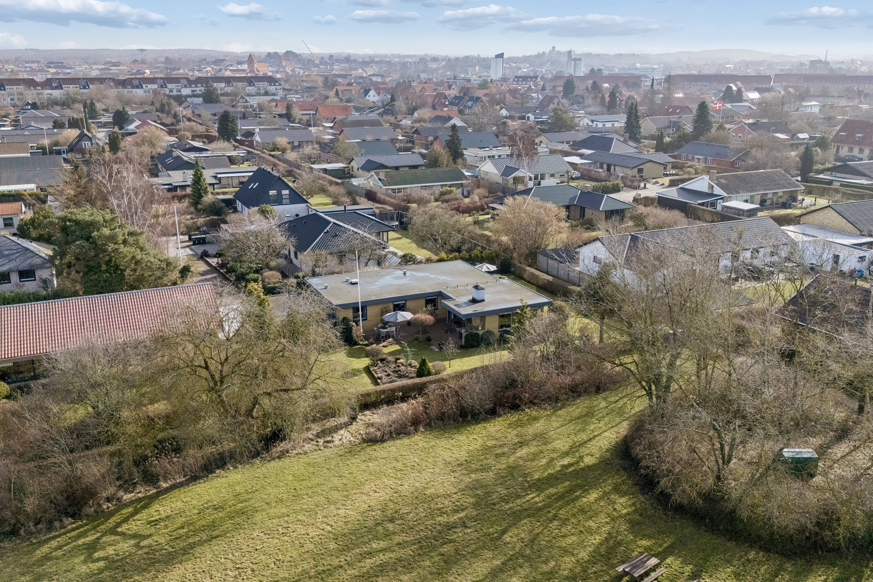 Fremhævet luftfoto billede i fuldskærmstilstand. Billede af Kingosvænge 6A, 4700 Næstved