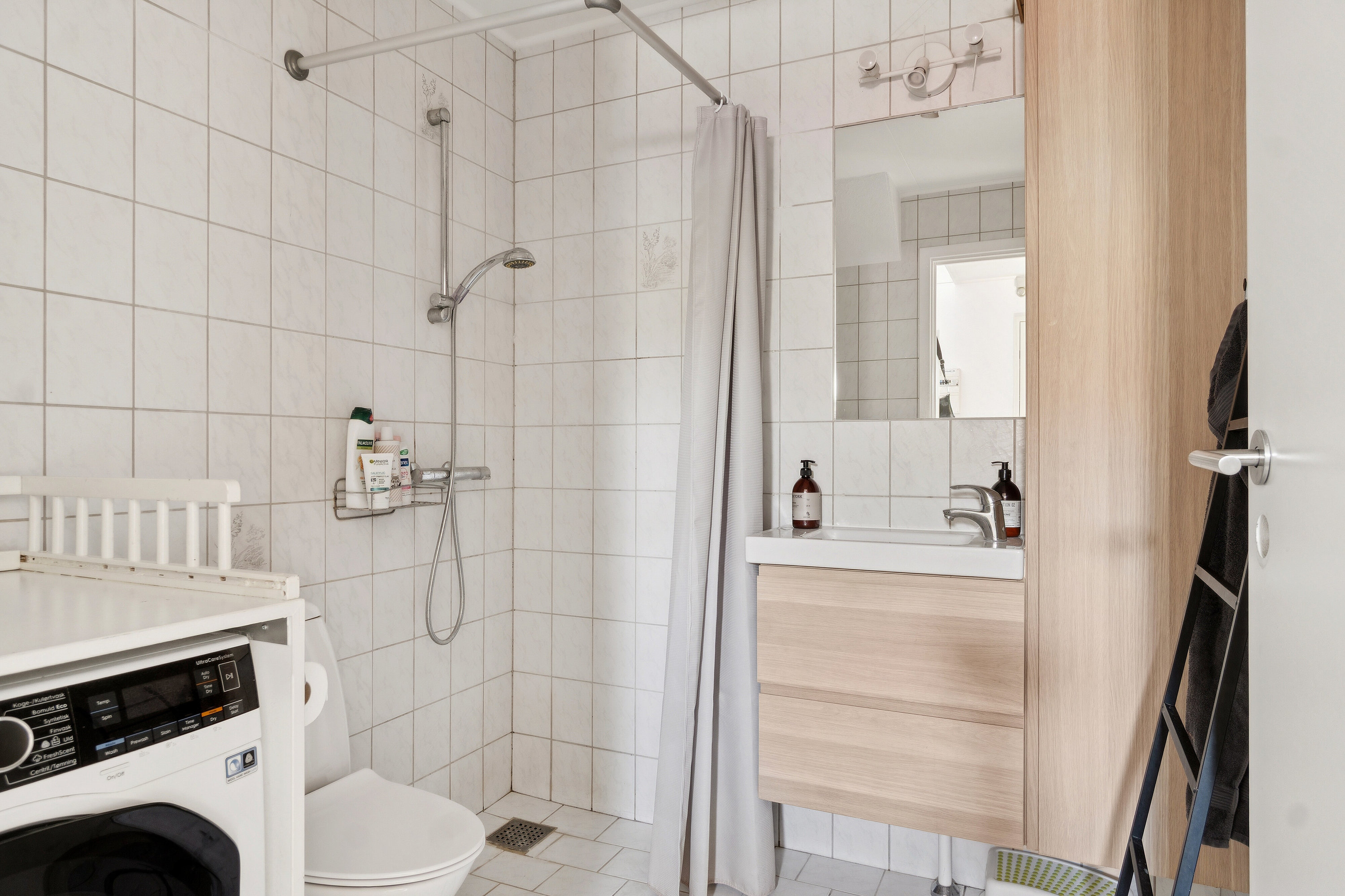 Fremhævet badeværelse billede i fuldskærmstilstand. Billede af Thorvaldsens Have 32, 4200 Slagelse