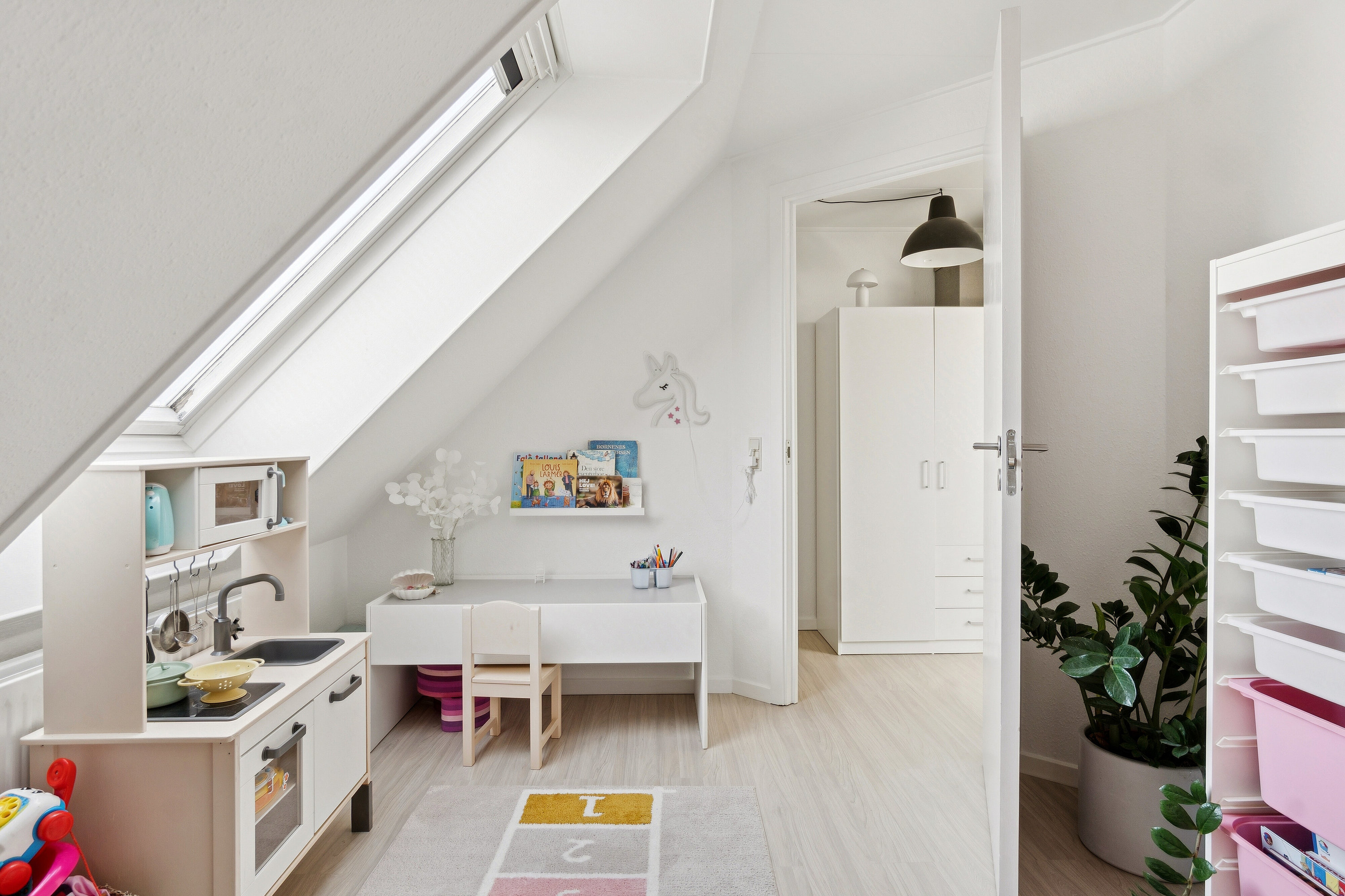 Fremhævet værelse billede i fuldskærmstilstand. Billede af Thorvaldsens Have 32, 4200 Slagelse