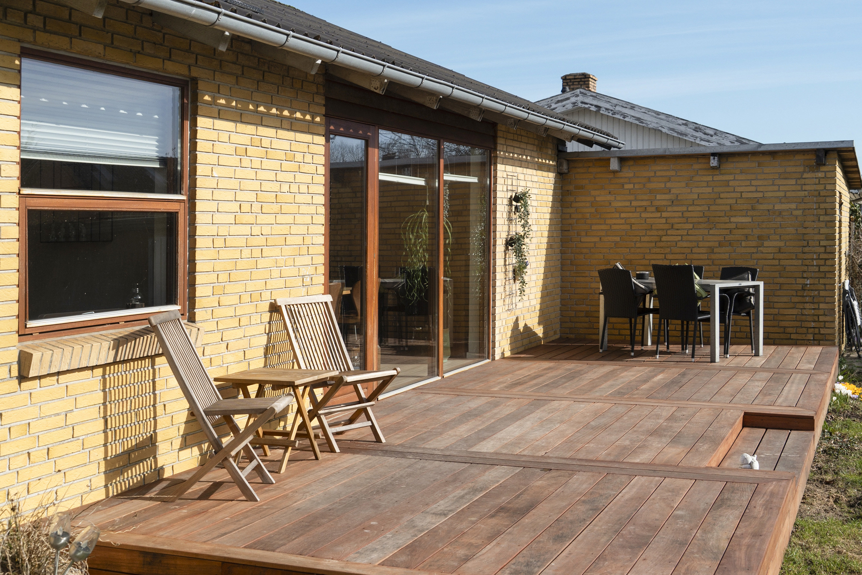 Fremhævet ejendommen billede i fuldskærmstilstand. Billede af Pilevænget 6, Ølsted, 8723 Løsning