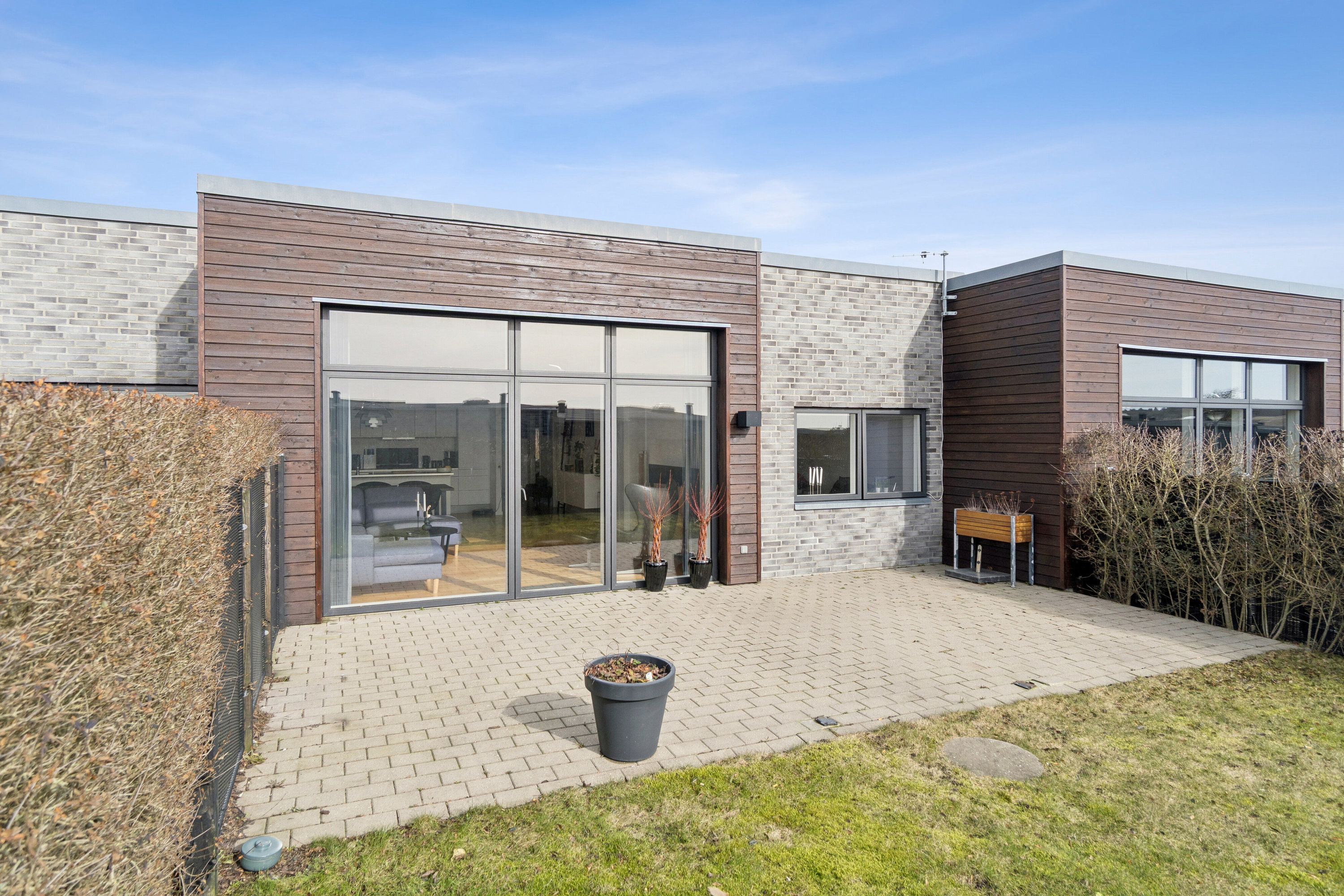 Fremhævet set fra haven billede i fuldskærmstilstand. Billede af Urtehaven 25, Fårtoft, 7700 Thisted