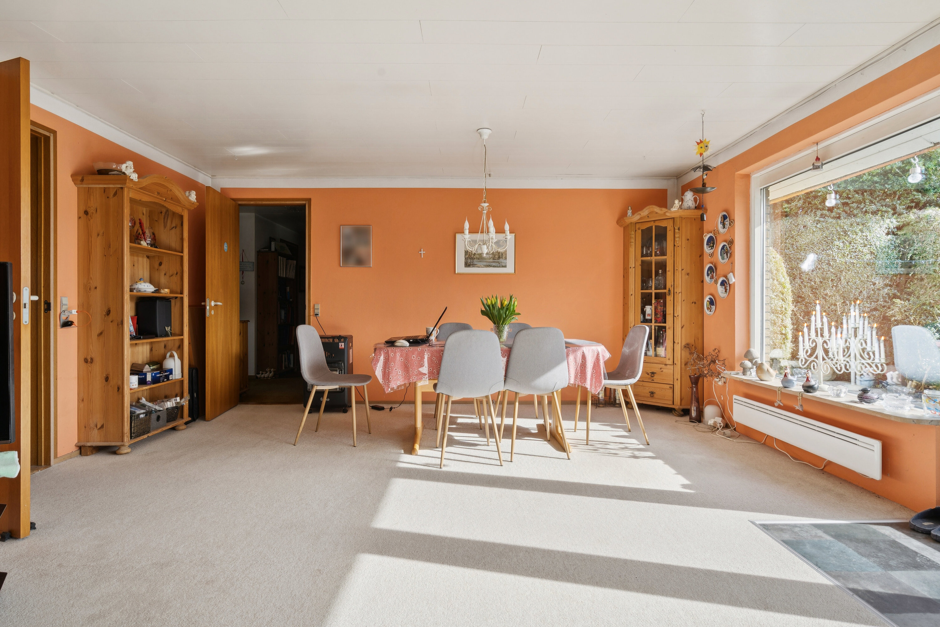 Fremhævet stue billede i fuldskærmstilstand. Billede af Smedevænget 7, Dalby, 4690 Haslev