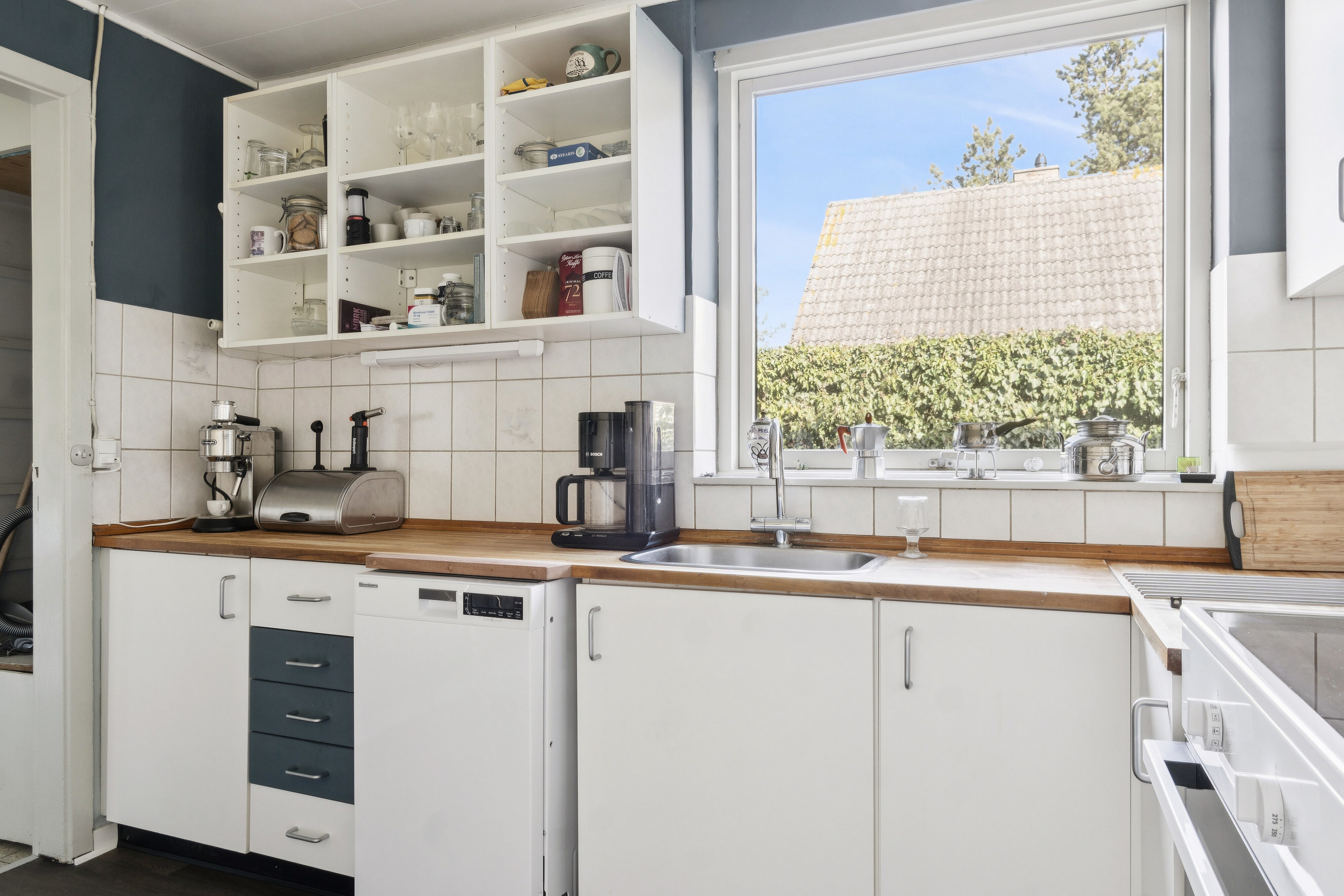 Fremhævet køkken billede i fuldskærmstilstand. Billede af Hesselbyvej 1A, 4230 Skælskør