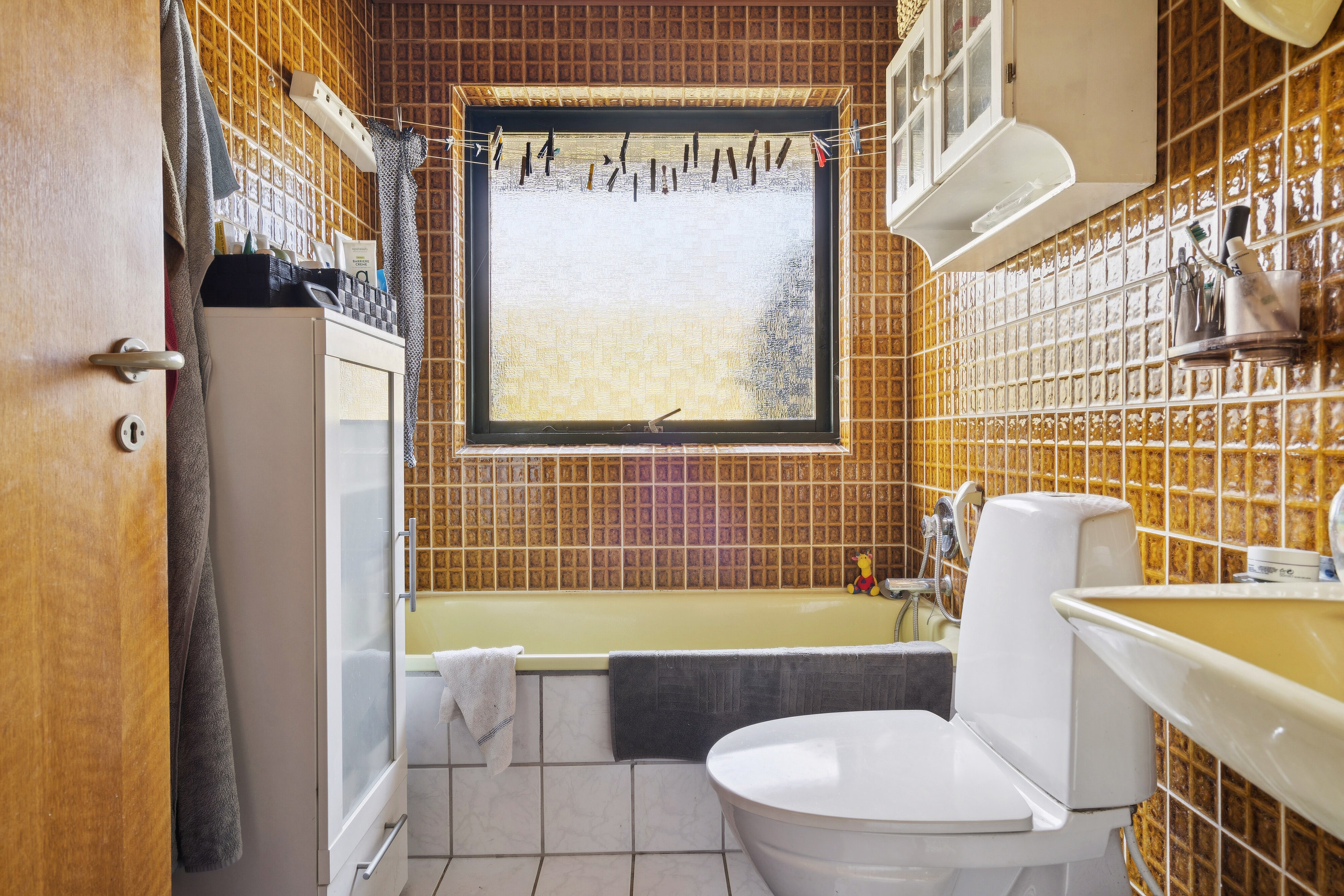 Fremhævet badeværelse billede i fuldskærmstilstand. Billede af Smedevænget 7, Dalby, 4690 Haslev