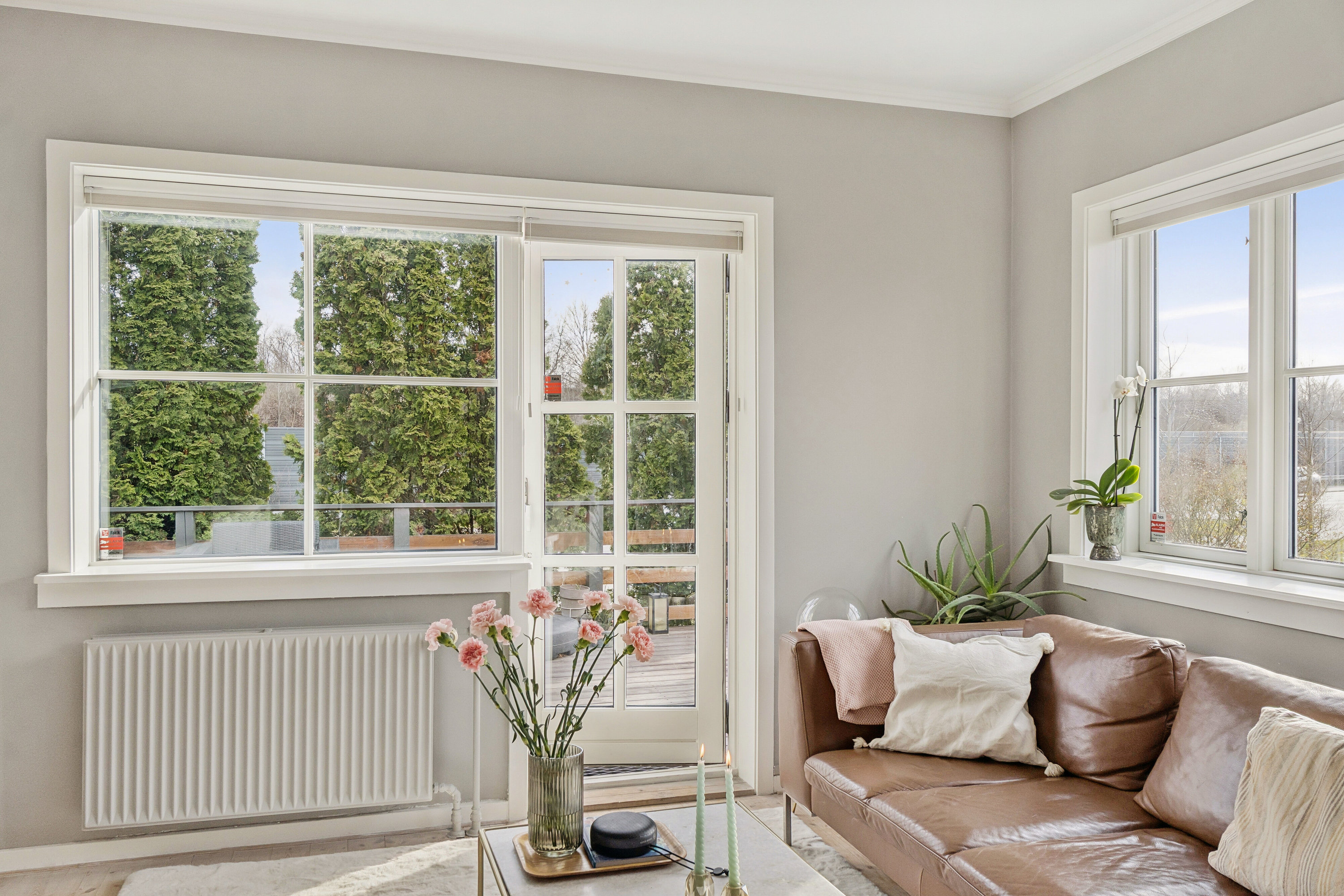 Fremhævet stue billede i fuldskærmstilstand. Billede af Allingvej 42, 2650 Hvidovre