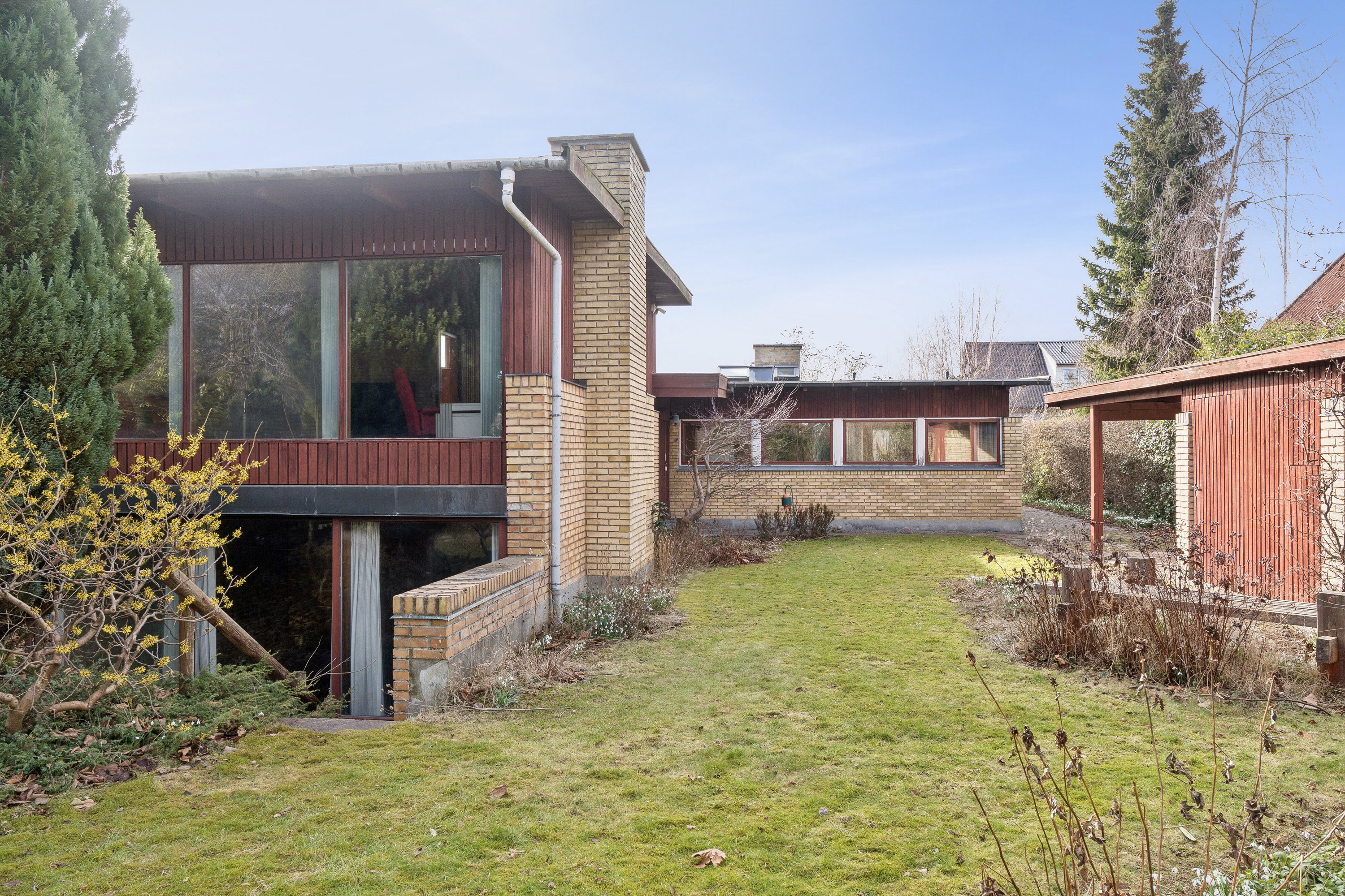 Fremhævet udendørs billede i fuldskærmstilstand. Billede af Grænsevej 7, 2650 Hvidovre