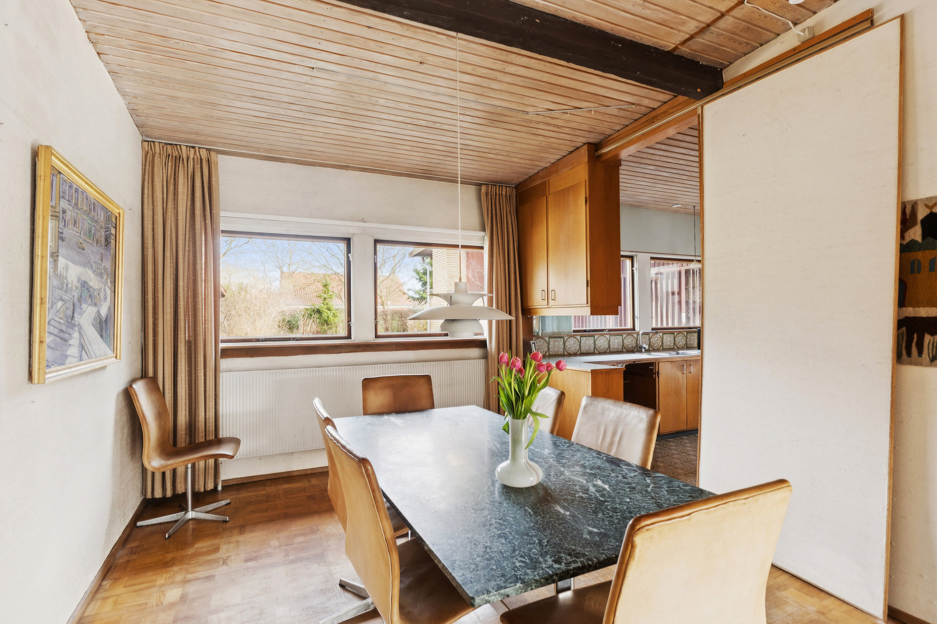 Fremhævet spisestue billede i fuldskærmstilstand. Billede af Grænsevej 7, 2650 Hvidovre