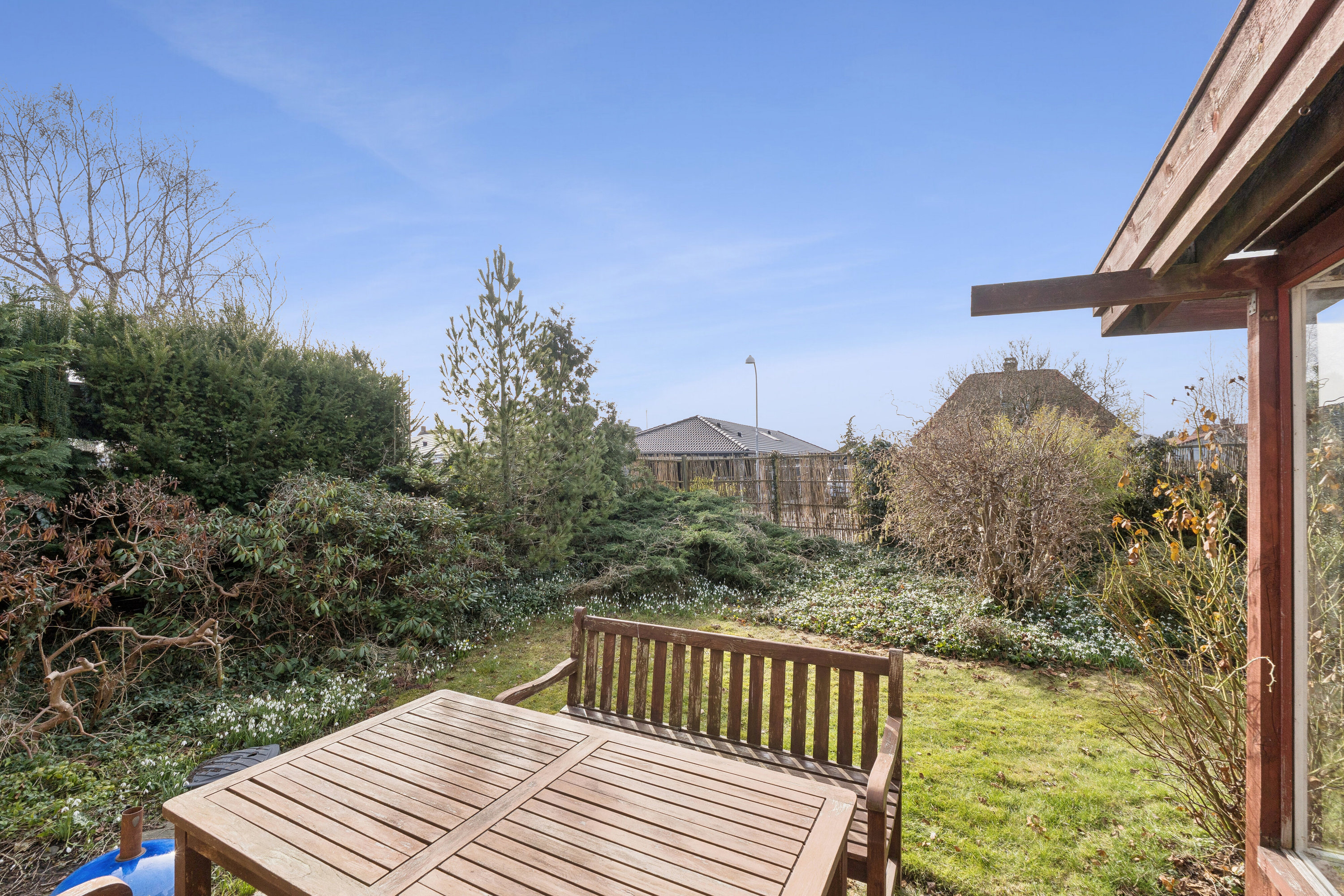 Fremhævet terrasse billede i fuldskærmstilstand. Billede af Grænsevej 7, 2650 Hvidovre