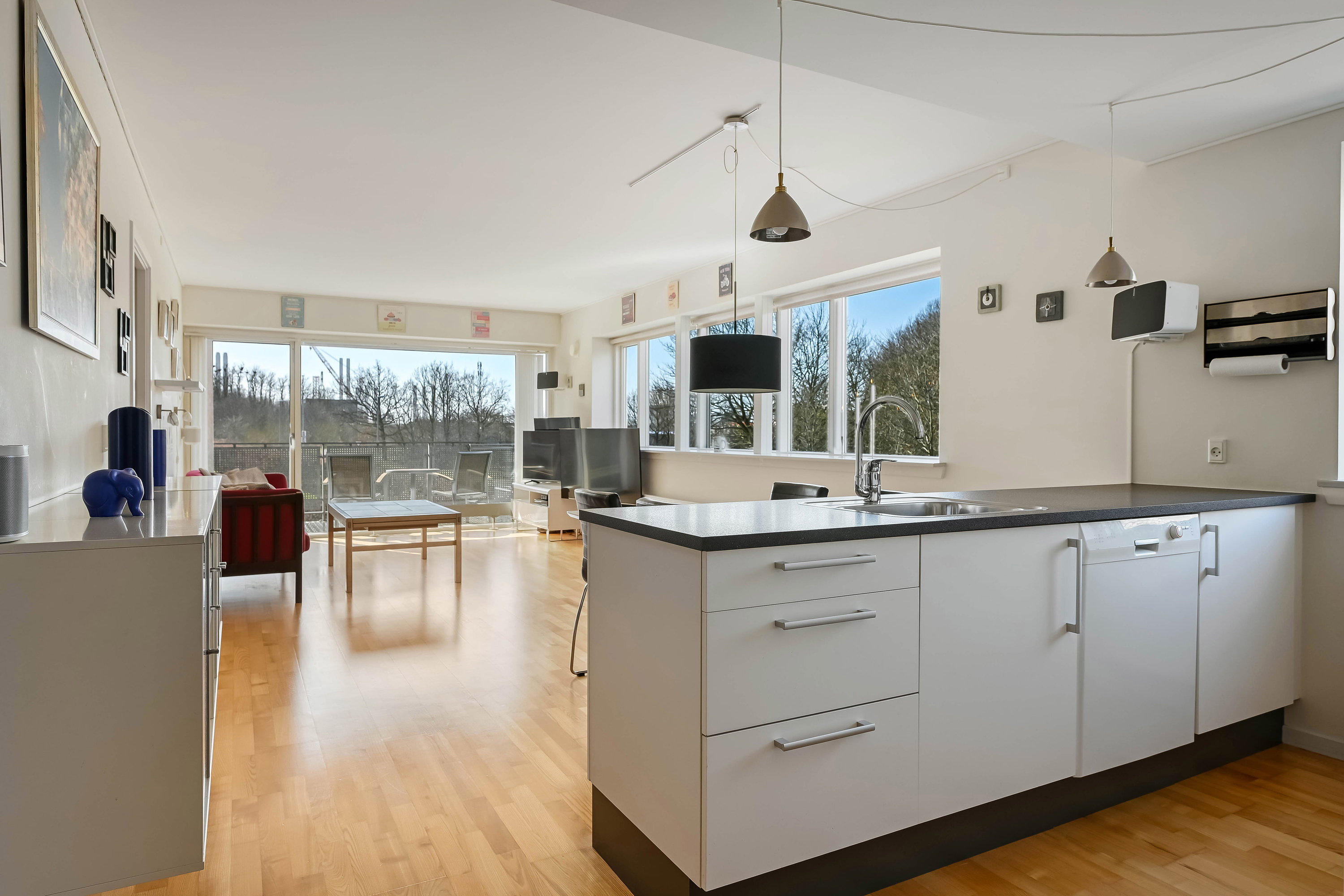 Fremhævet køkken billede i fuldskærmstilstand. Billede af Grundtvigs Alle 7, 1. mf., 6700 Esbjerg