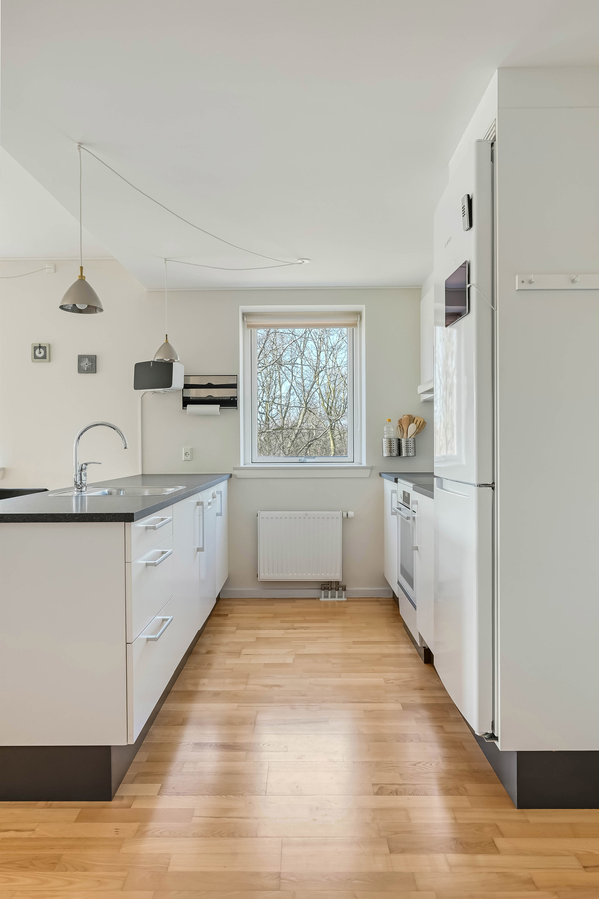 Fremhævet køkken billede i fuldskærmstilstand. Billede af Grundtvigs Alle 7, 1. mf., 6700 Esbjerg