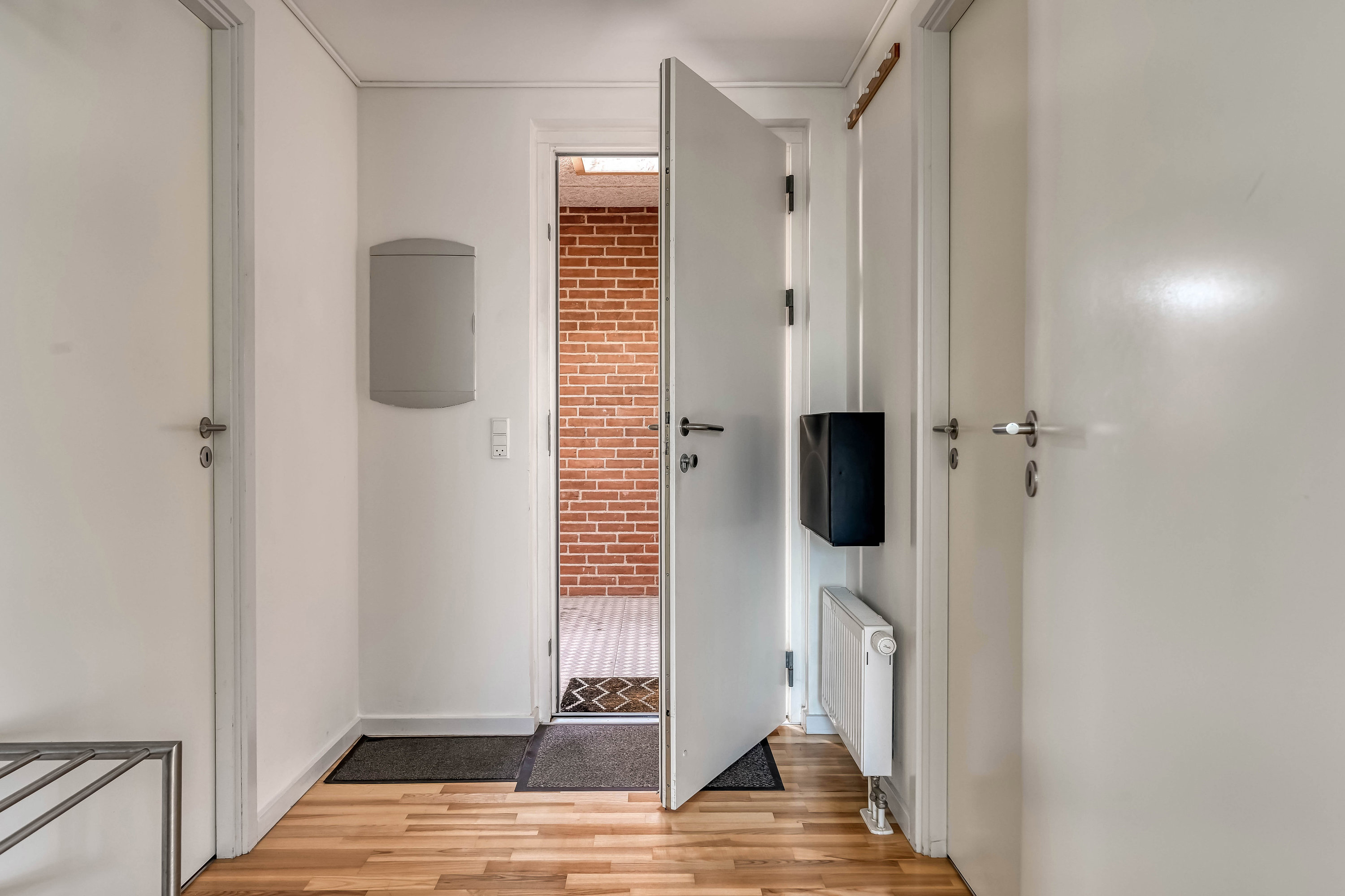 Fremhævet entré billede i fuldskærmstilstand. Billede af Grundtvigs Alle 7, 1. mf., 6700 Esbjerg