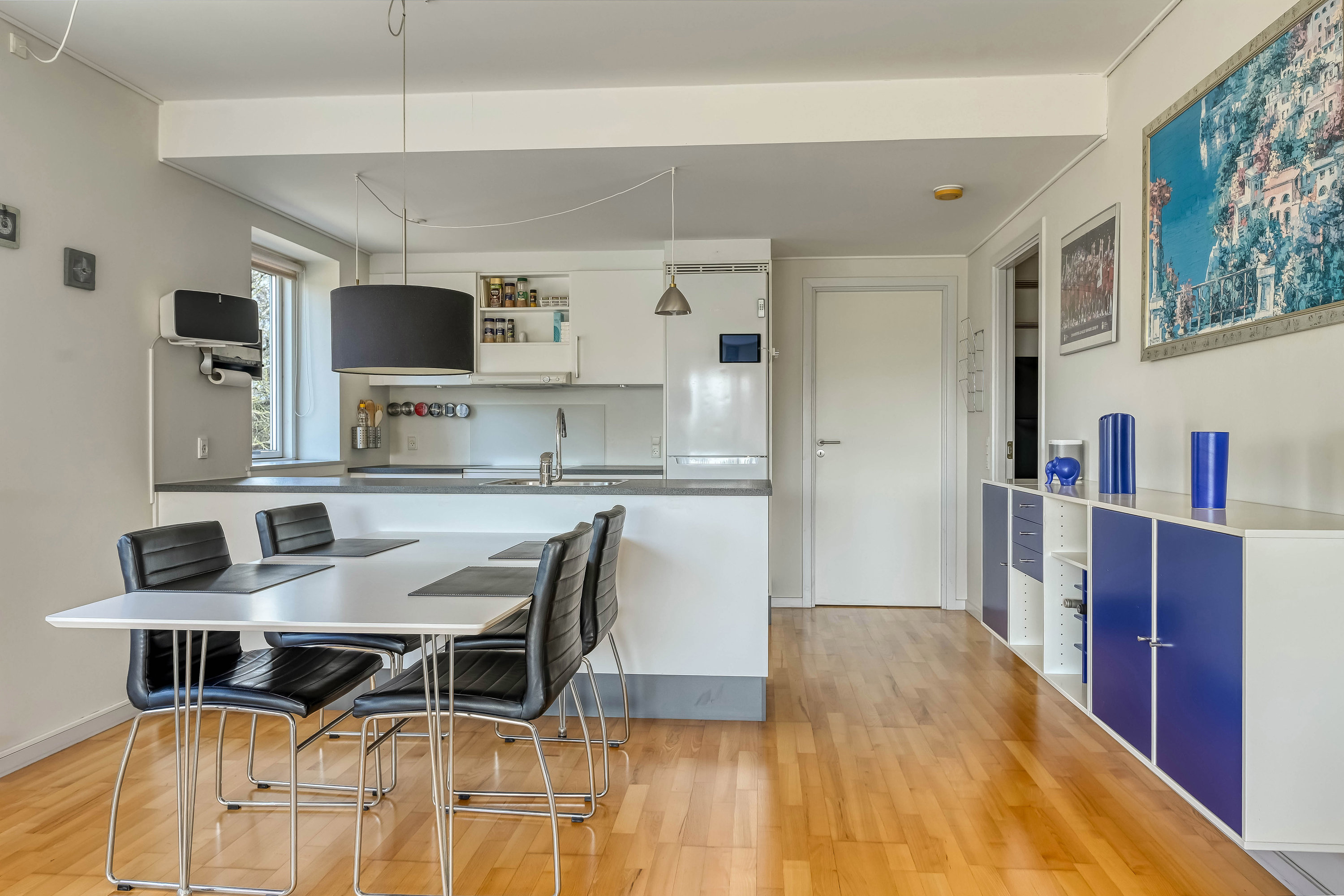 Fremhævet køkken billede i fuldskærmstilstand. Billede af Grundtvigs Alle 7, 1. mf., 6700 Esbjerg