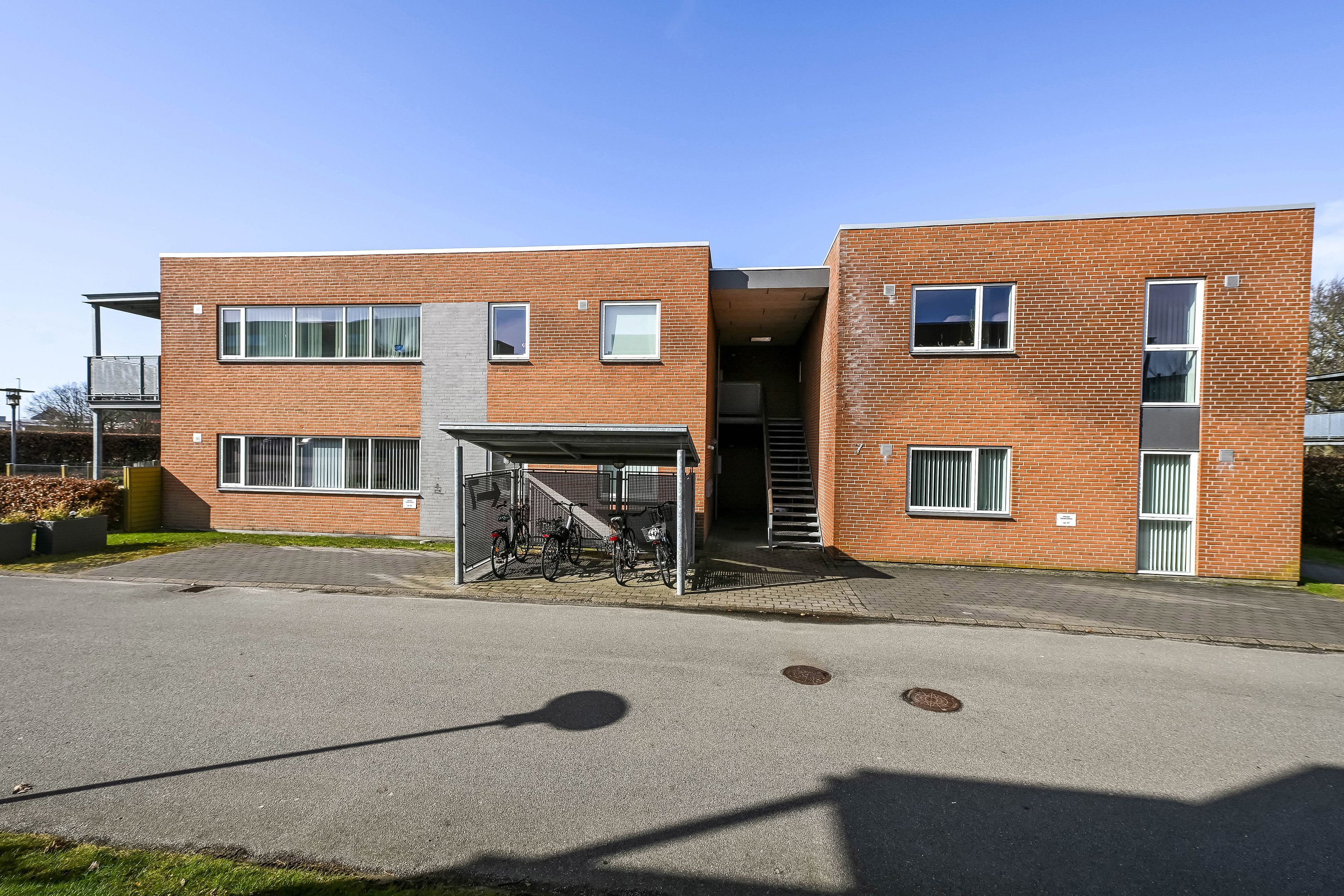 Fremhævet ejendommen billede i fuldskærmstilstand. Billede af Grundtvigs Alle 7, 1. mf., 6700 Esbjerg