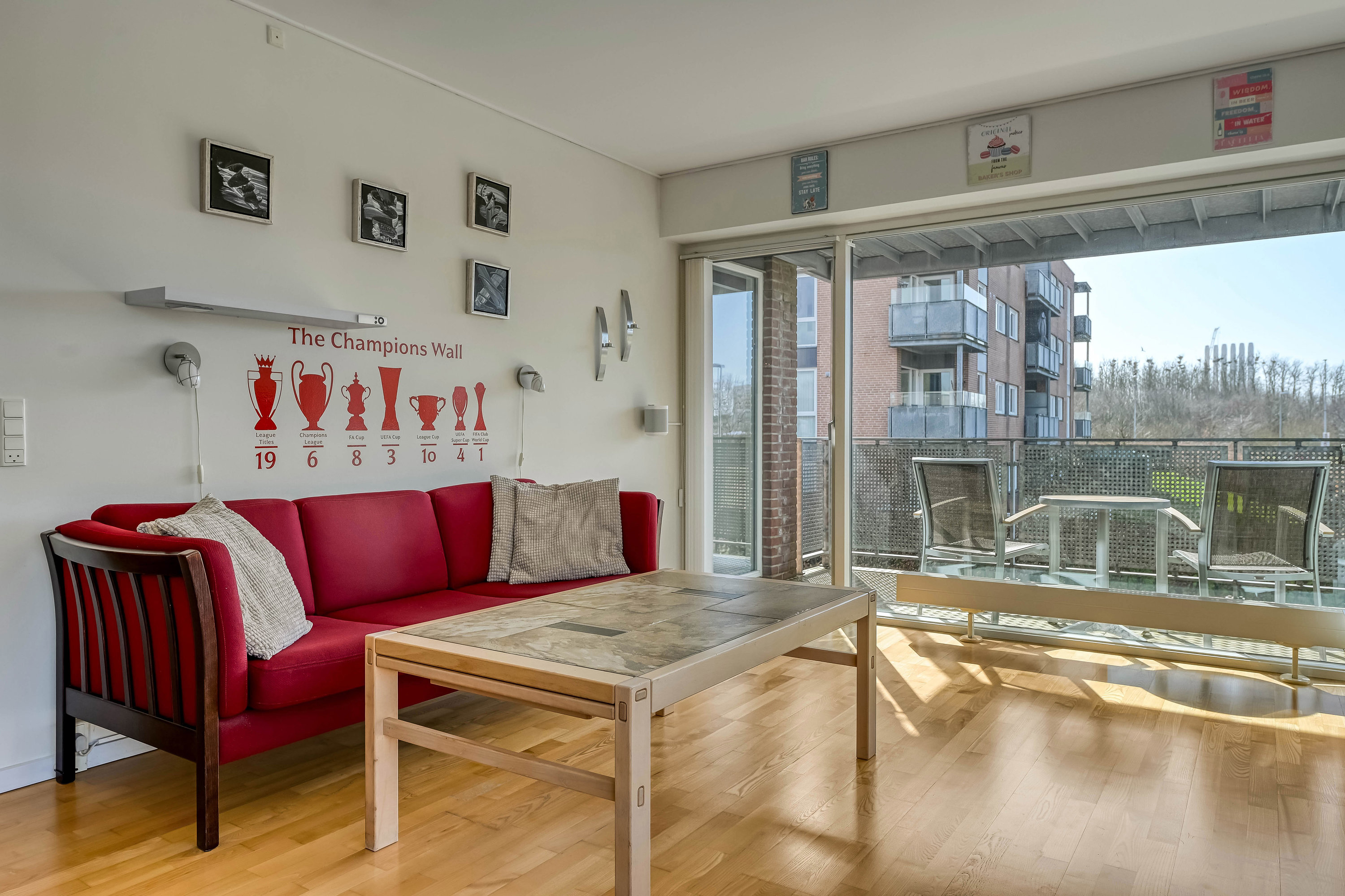 Fremhævet stue billede i fuldskærmstilstand. Billede af Grundtvigs Alle 7, 1. mf., 6700 Esbjerg