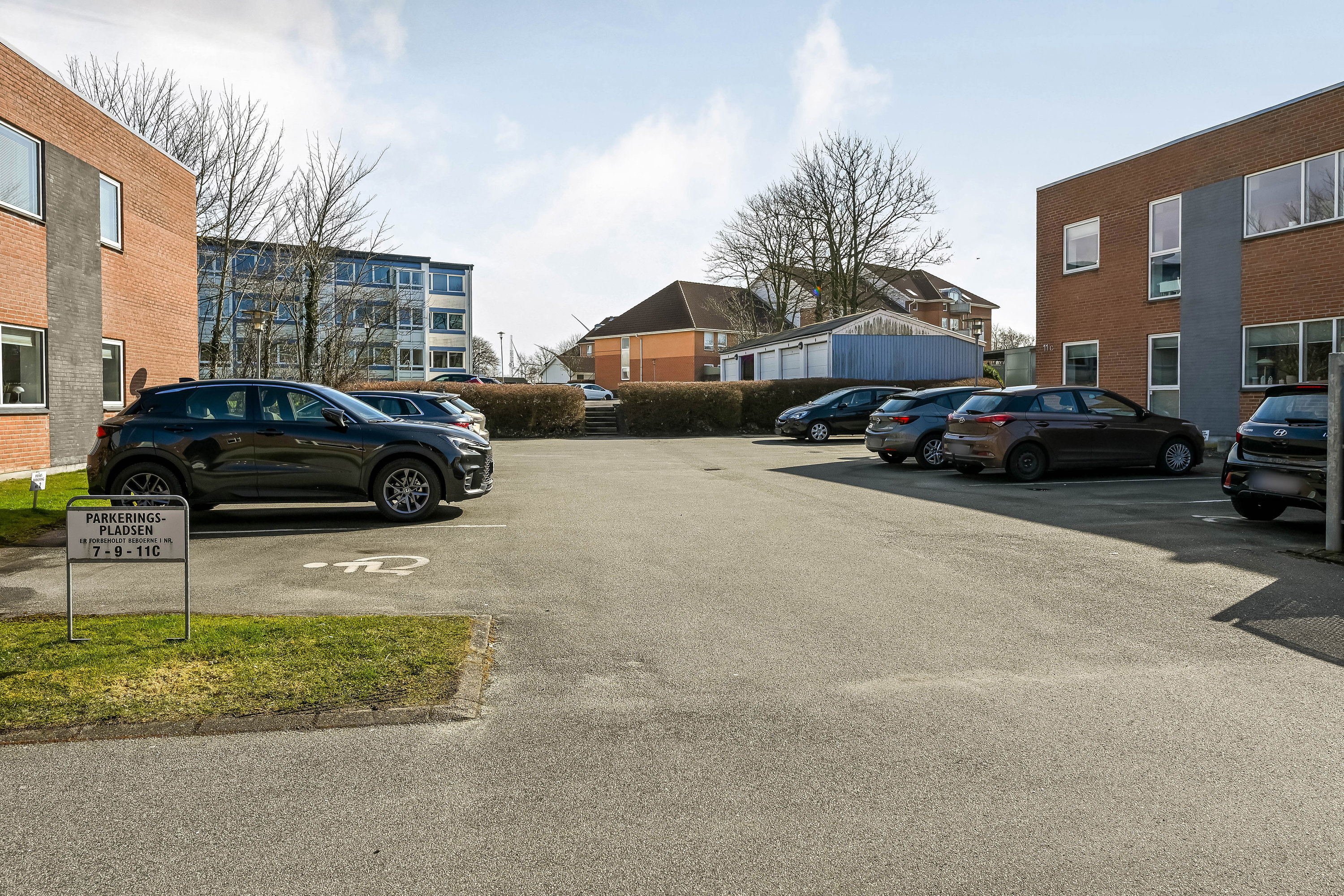 Fremhævet ejendommen billede i fuldskærmstilstand. Billede af Grundtvigs Alle 7, 1. mf., 6700 Esbjerg