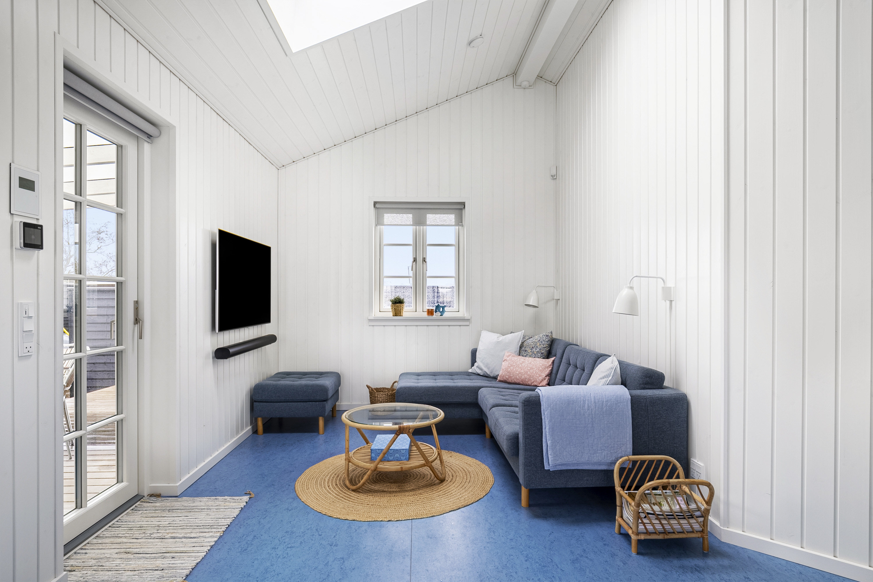 Fremhævet stue billede i fuldskærmstilstand. Billede af Svalevej 5, Dalby Bugten, 5370 Mesinge