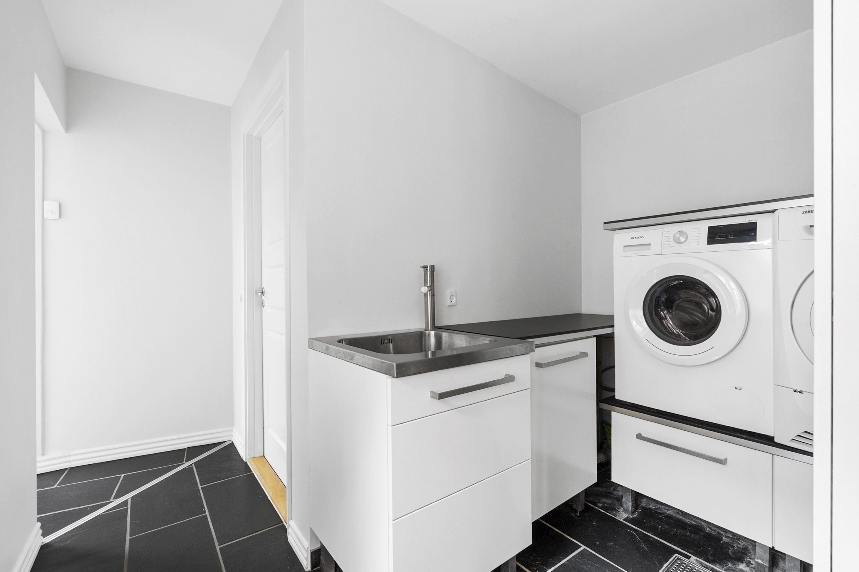 Fremhævet  billede i fuldskærmstilstand. Billede af Drejet 5, Torø Huse, 5610 Assens