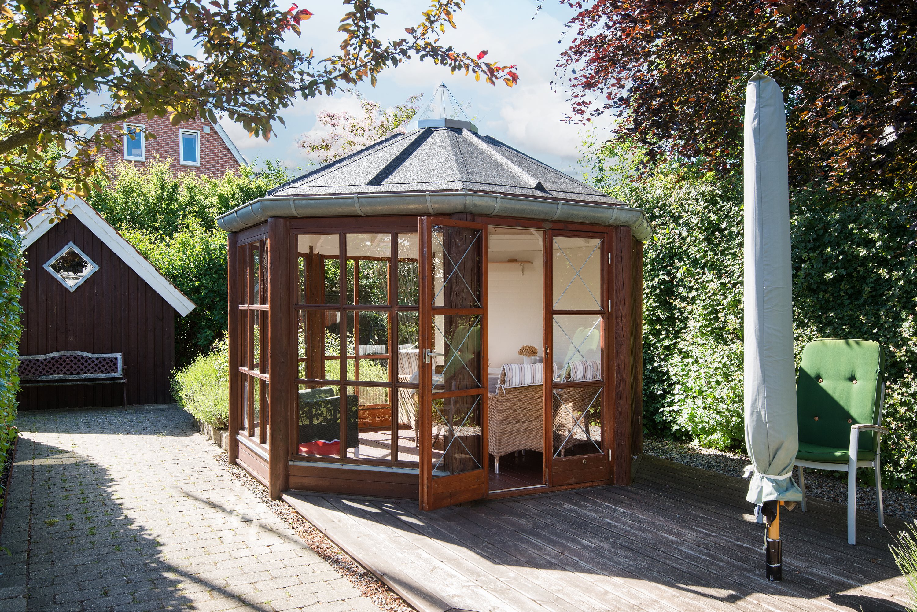 Fremhævet havestue billede i fuldskærmstilstand. Billede af Rosevej 35, 9900 Frederikshavn