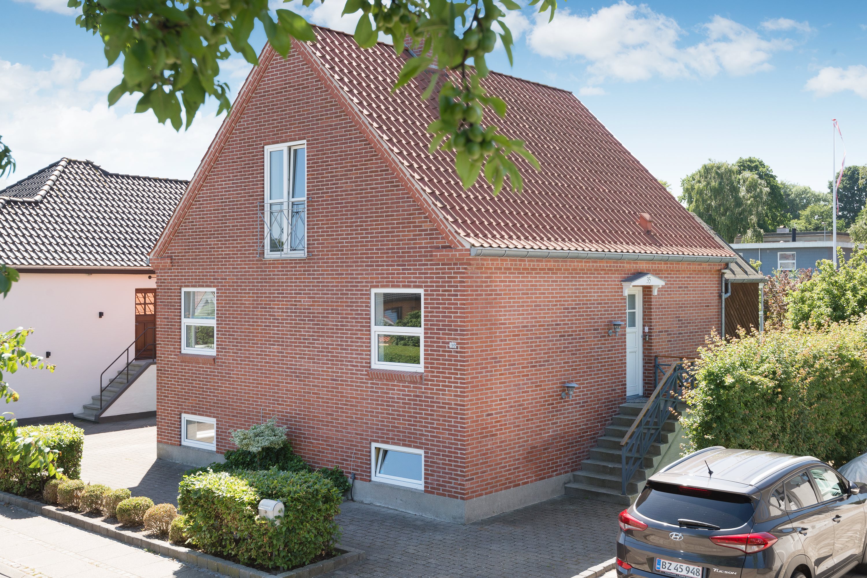 Fremhævet ejendommen billede i fuldskærmstilstand. Billede af Rosevej 35, 9900 Frederikshavn