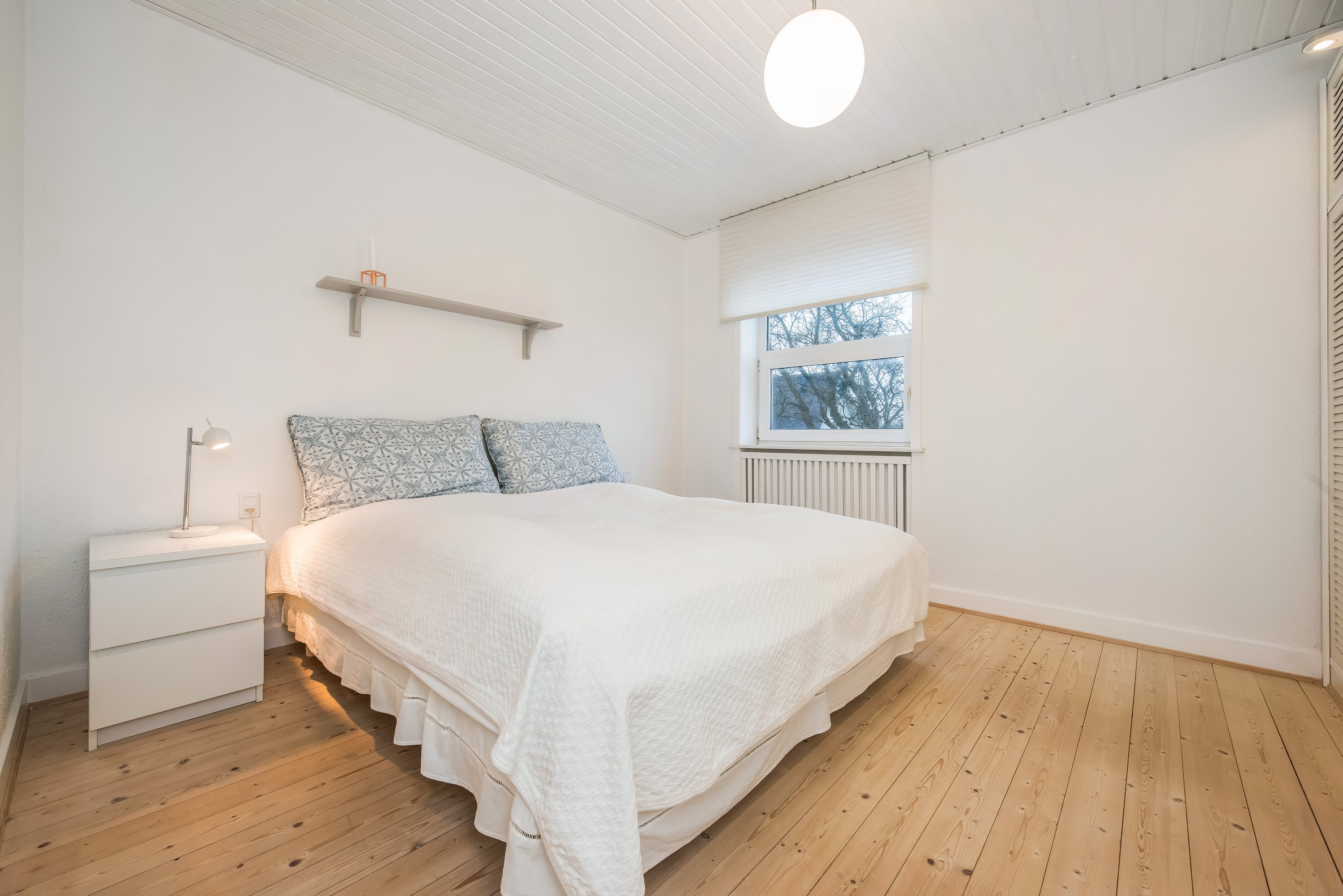 Fremhævet soveværelse billede i fuldskærmstilstand. Billede af Rosevej 35, 9900 Frederikshavn