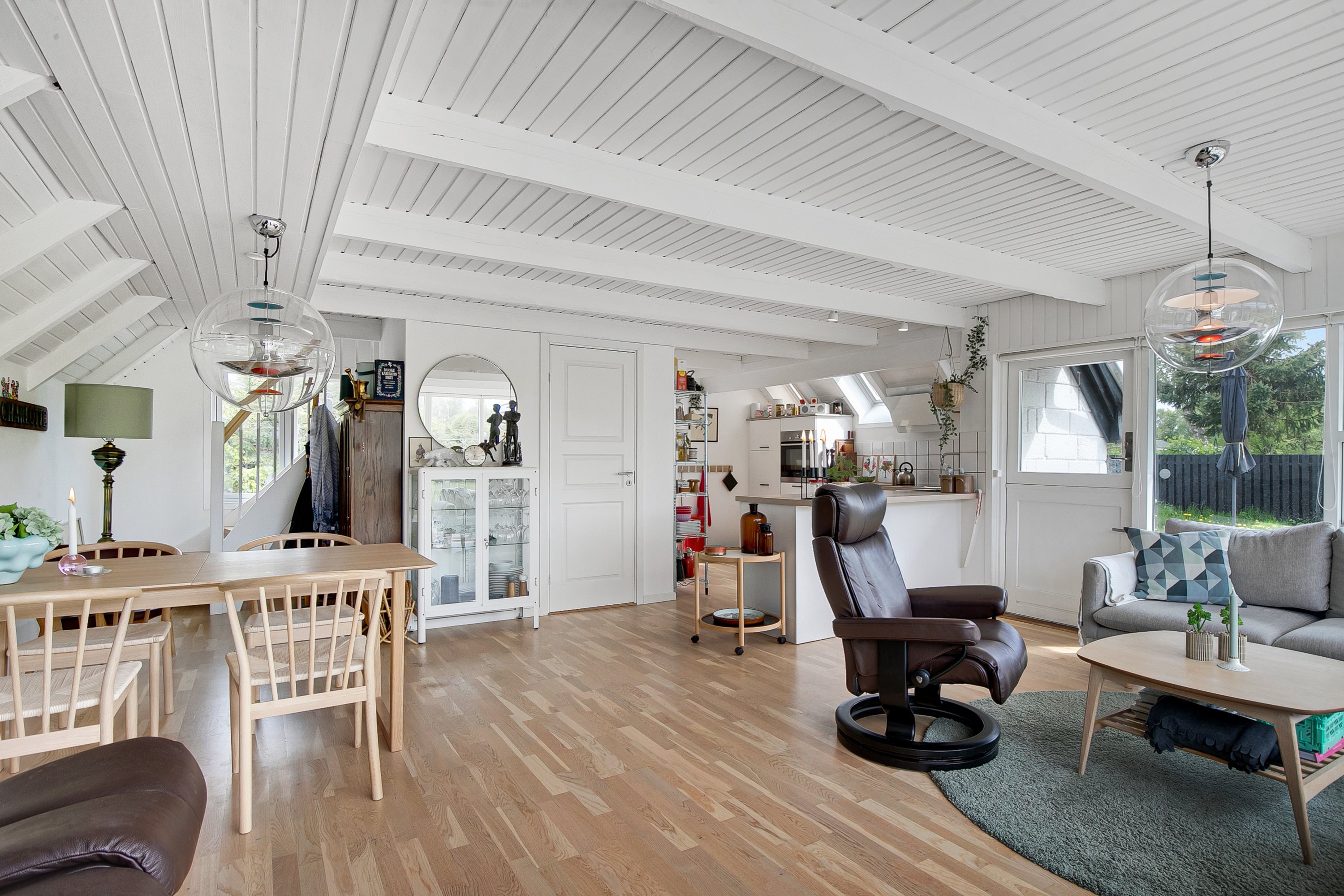 Fremhævet stue billede i fuldskærmstilstand. Billede af Pumavej 1, Hou, 9370 Hals