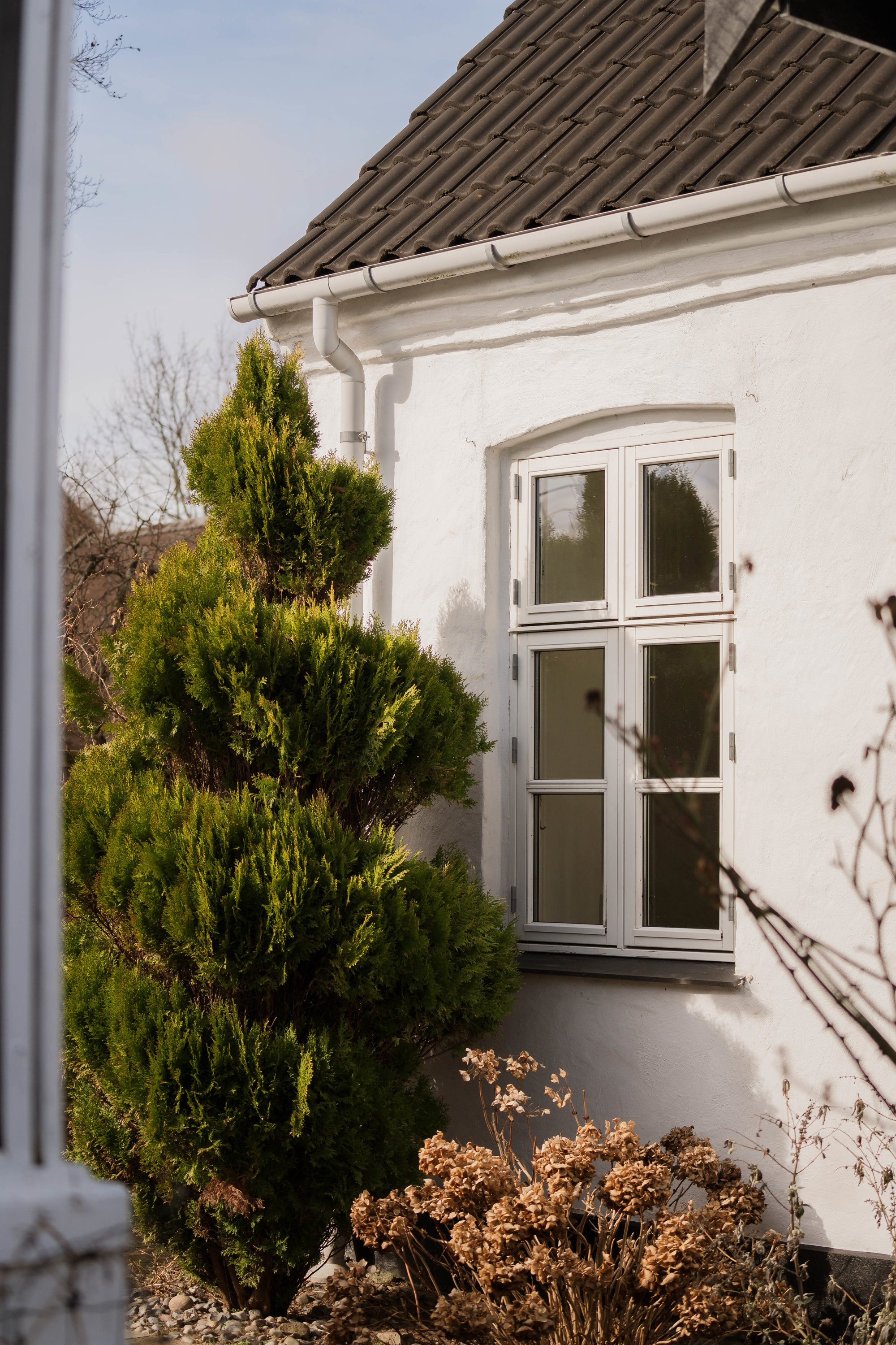 Fremhævet facade billede i fuldskærmstilstand. Billede af Hold-An Vej 14, 2750 Ballerup