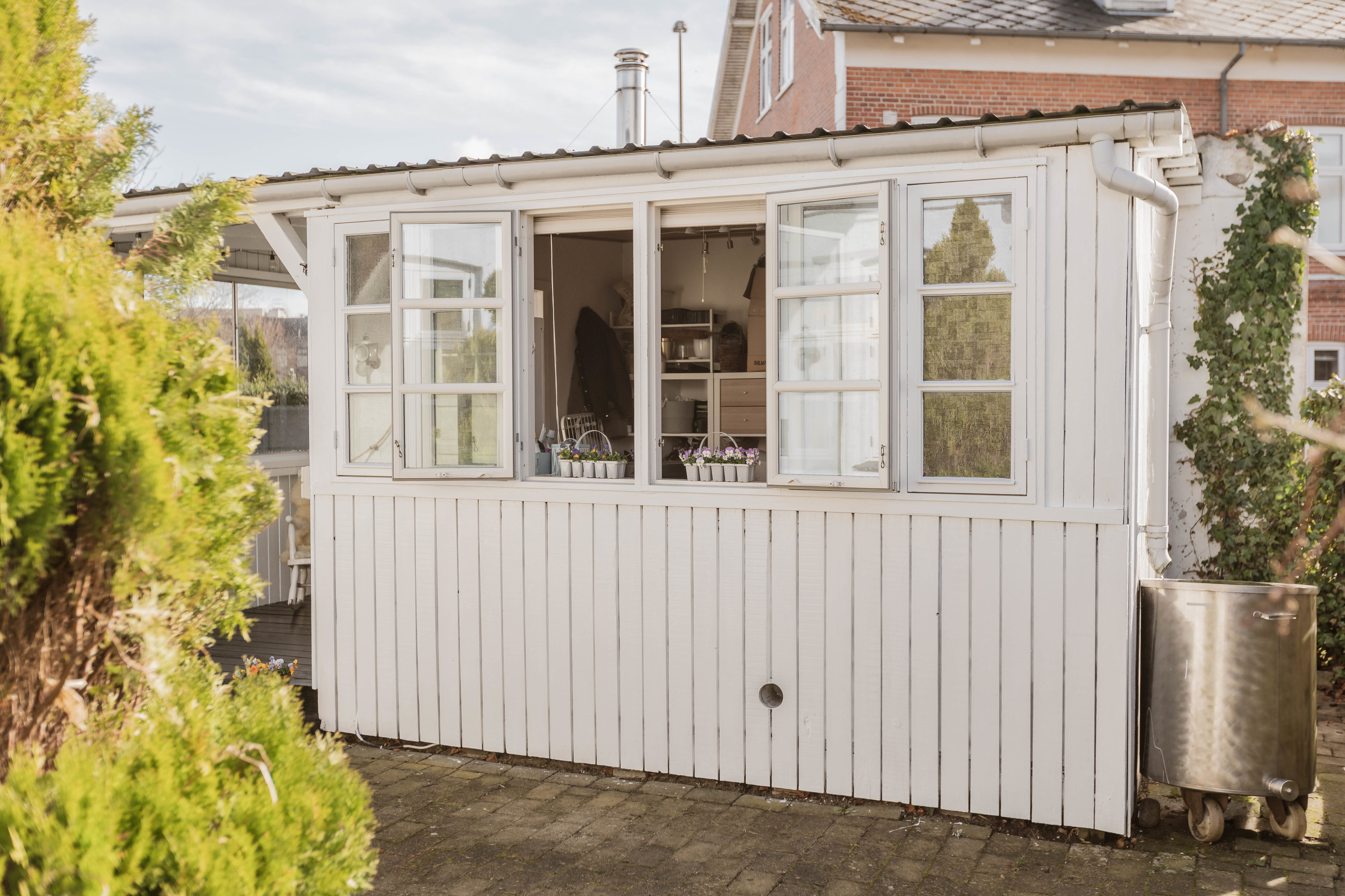 Fremhævet anneks billede i fuldskærmstilstand. Billede af Hold-An Vej 14, 2750 Ballerup