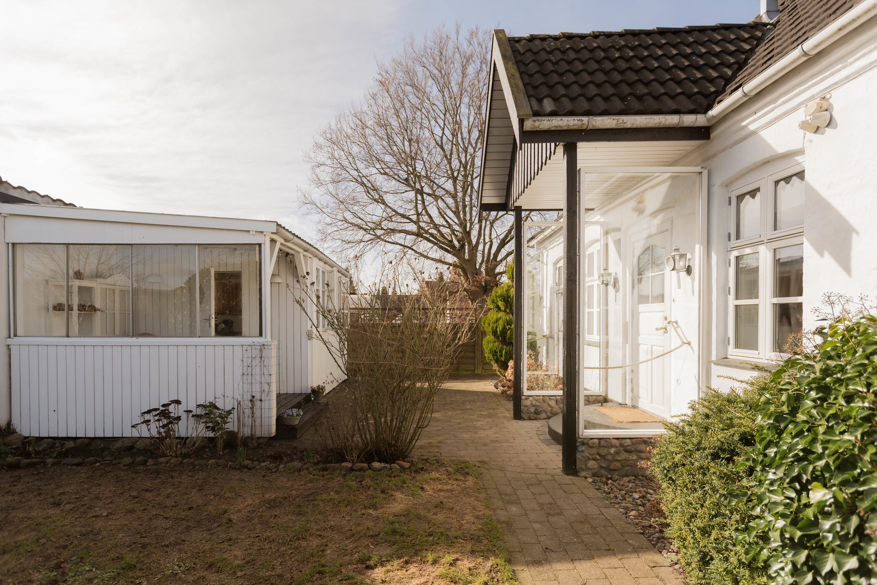 Fremhævet have billede i fuldskærmstilstand. Billede af Hold-An Vej 14, 2750 Ballerup