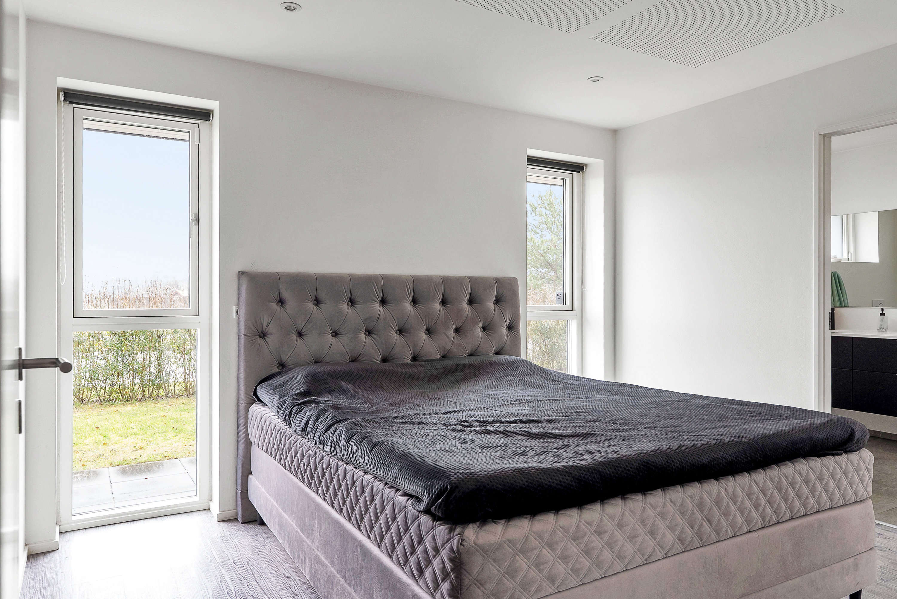 Fremhævet soveværelse billede i fuldskærmstilstand. Billede af Riddersporen 9, Fraugde, 5220 Odense SØ