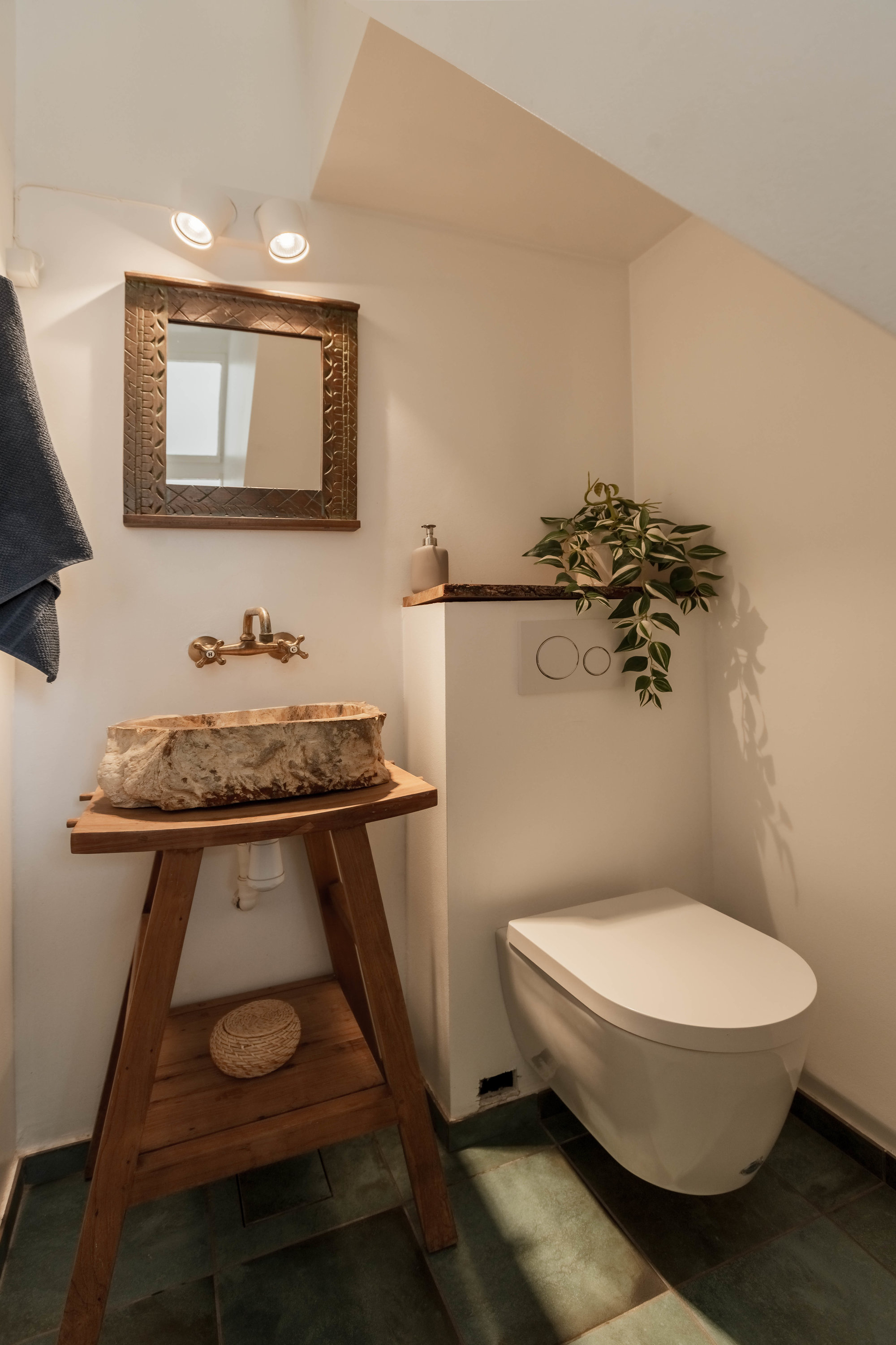 Fremhævet wc billede i fuldskærmstilstand. Billede af Hold-An Vej 14, 2750 Ballerup