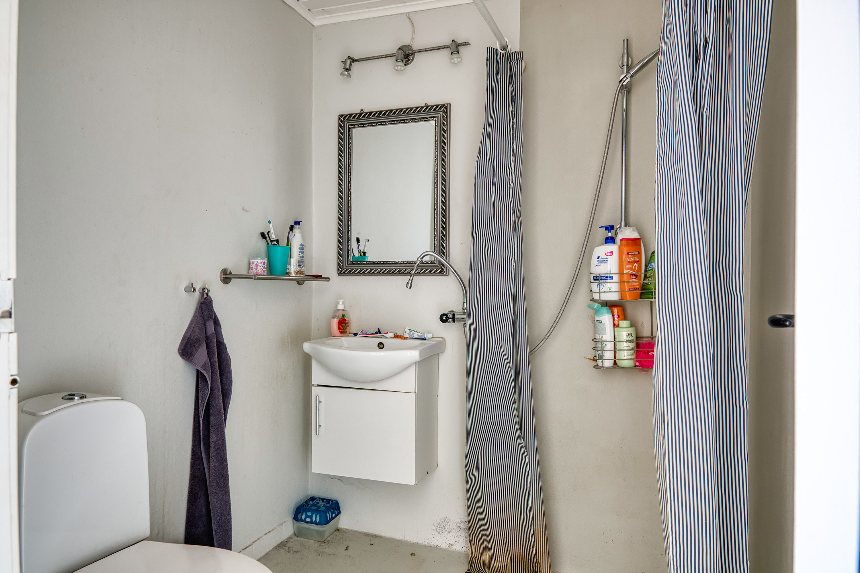 Fremhævet badeværelse billede i fuldskærmstilstand. Billede af Gl. Landevej 15A, Toreby, 4891 Toreby L