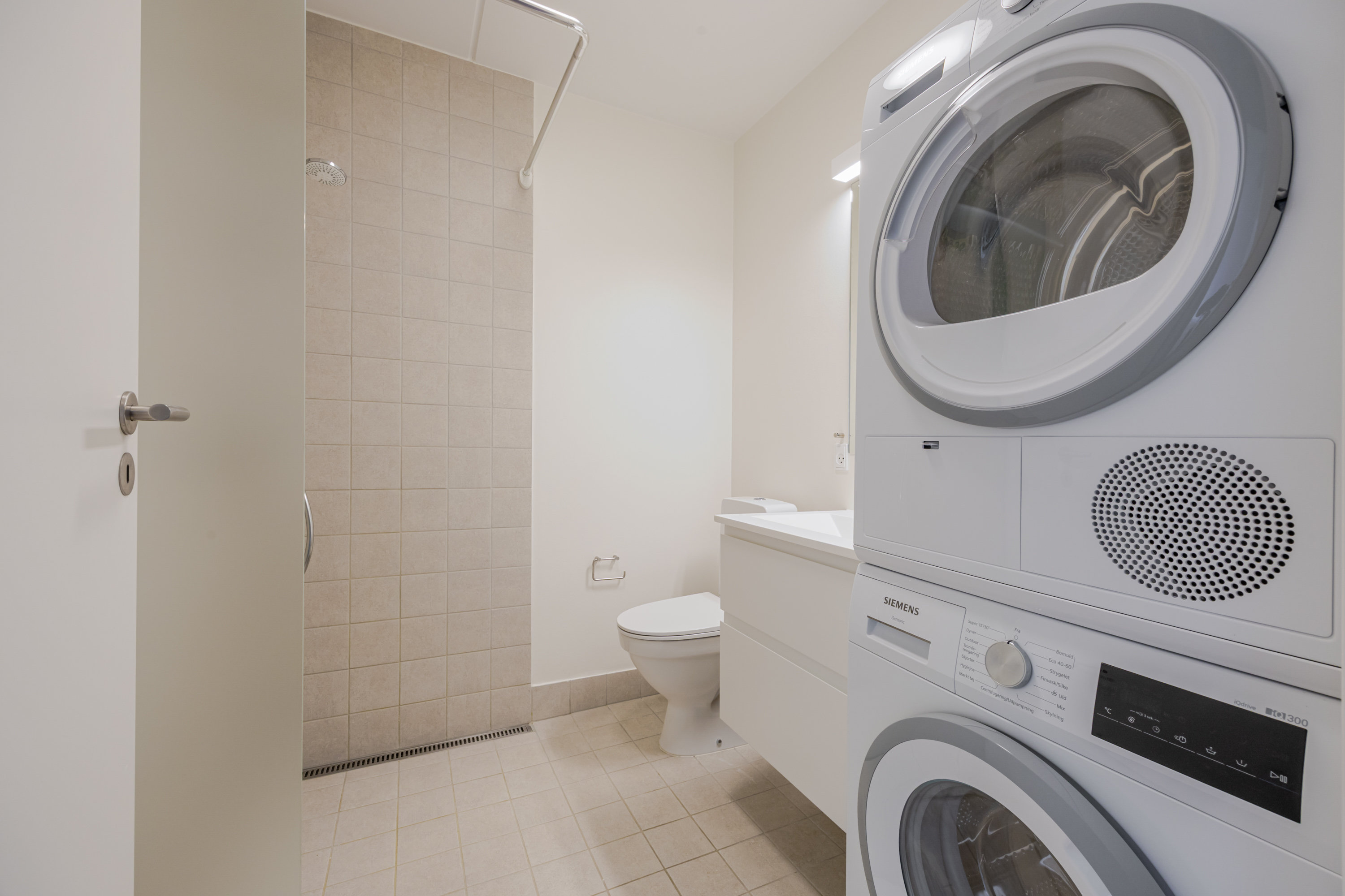 Fremhævet andet billede i fuldskærmstilstand. Billede af Mjølnerparken 34, 2. tv., 2200 København N