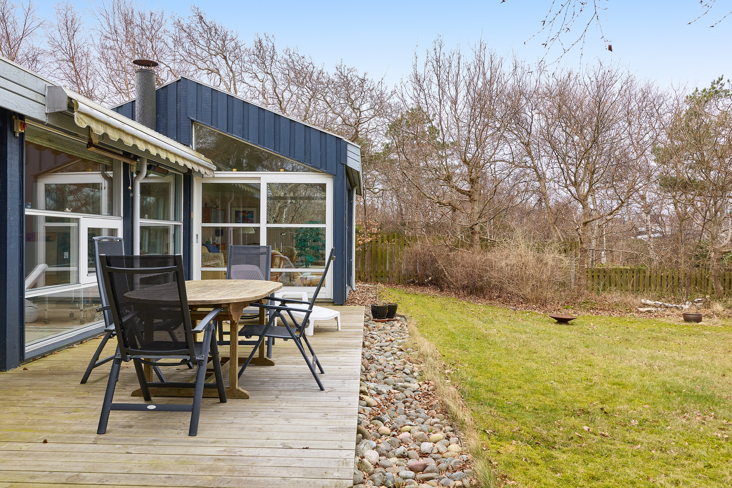 Fremhævet terrasse billede i fuldskærmstilstand. Billede af Strandmarken 14, Udsholt, 3230 Græsted