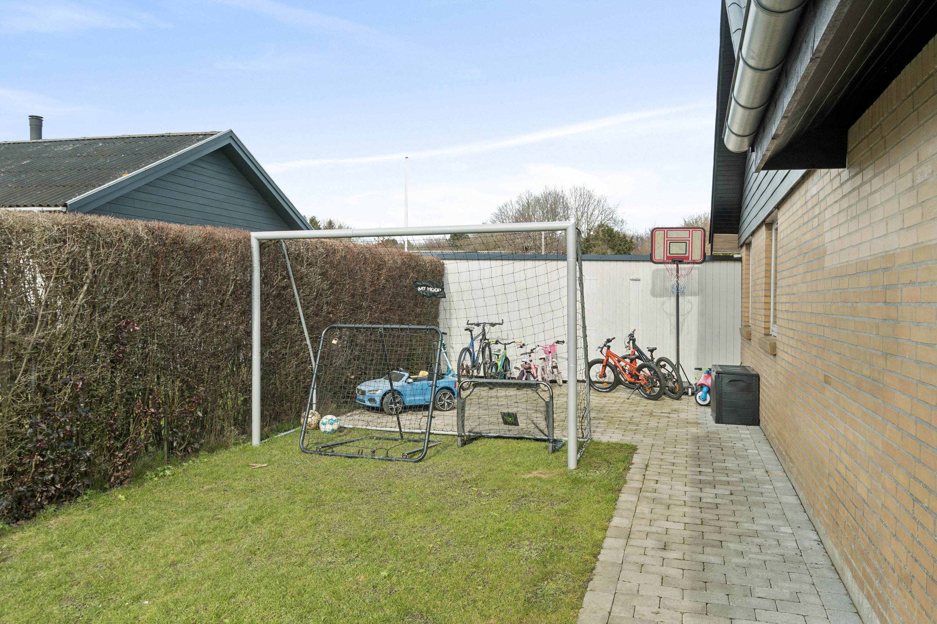 Fremhævet udendørs billede i fuldskærmstilstand. Billede af Vibevej 15, 4261 Dalmose